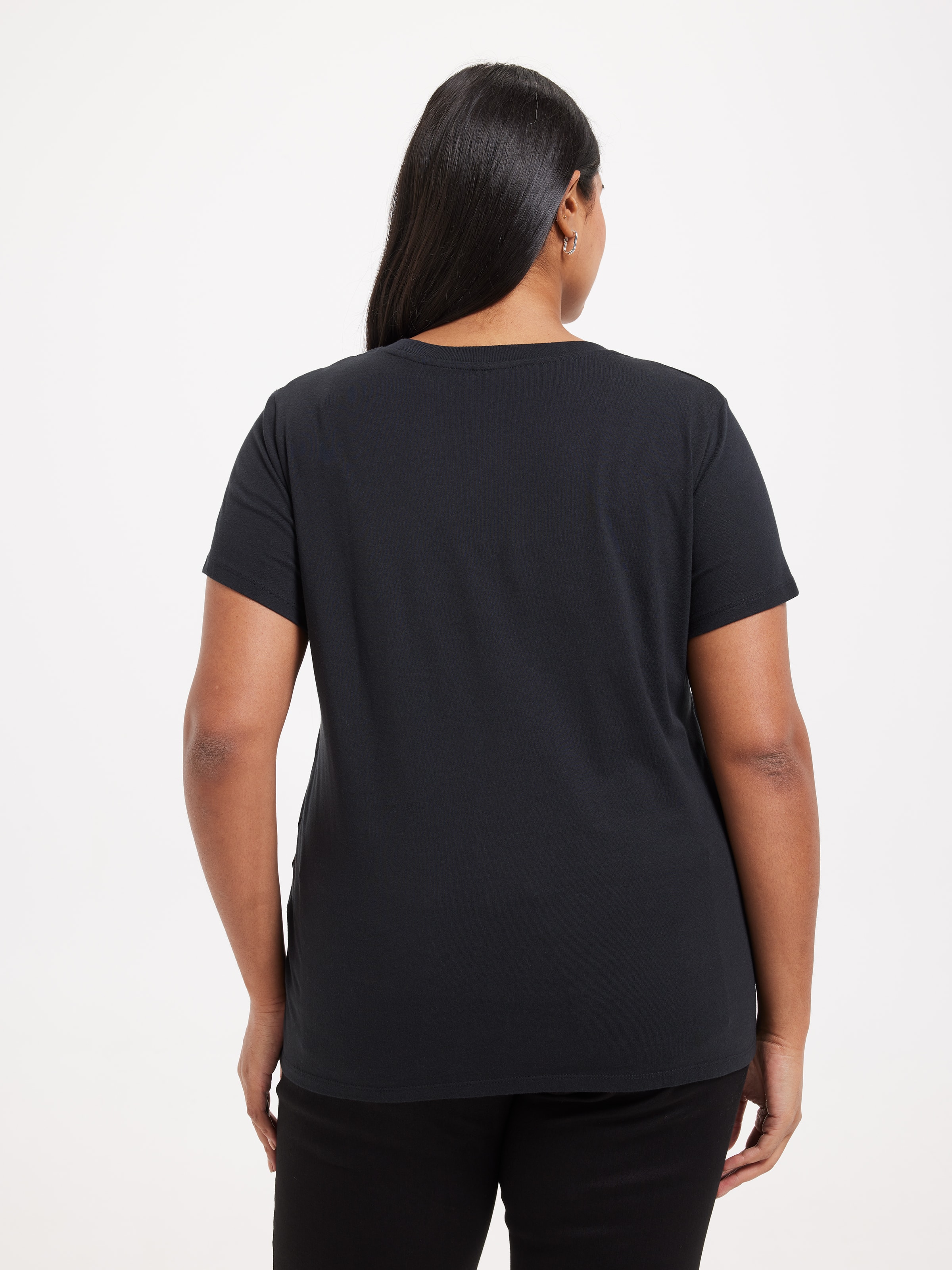 Image for Curve Mini Logo Tee In Black from JustGroupNZ