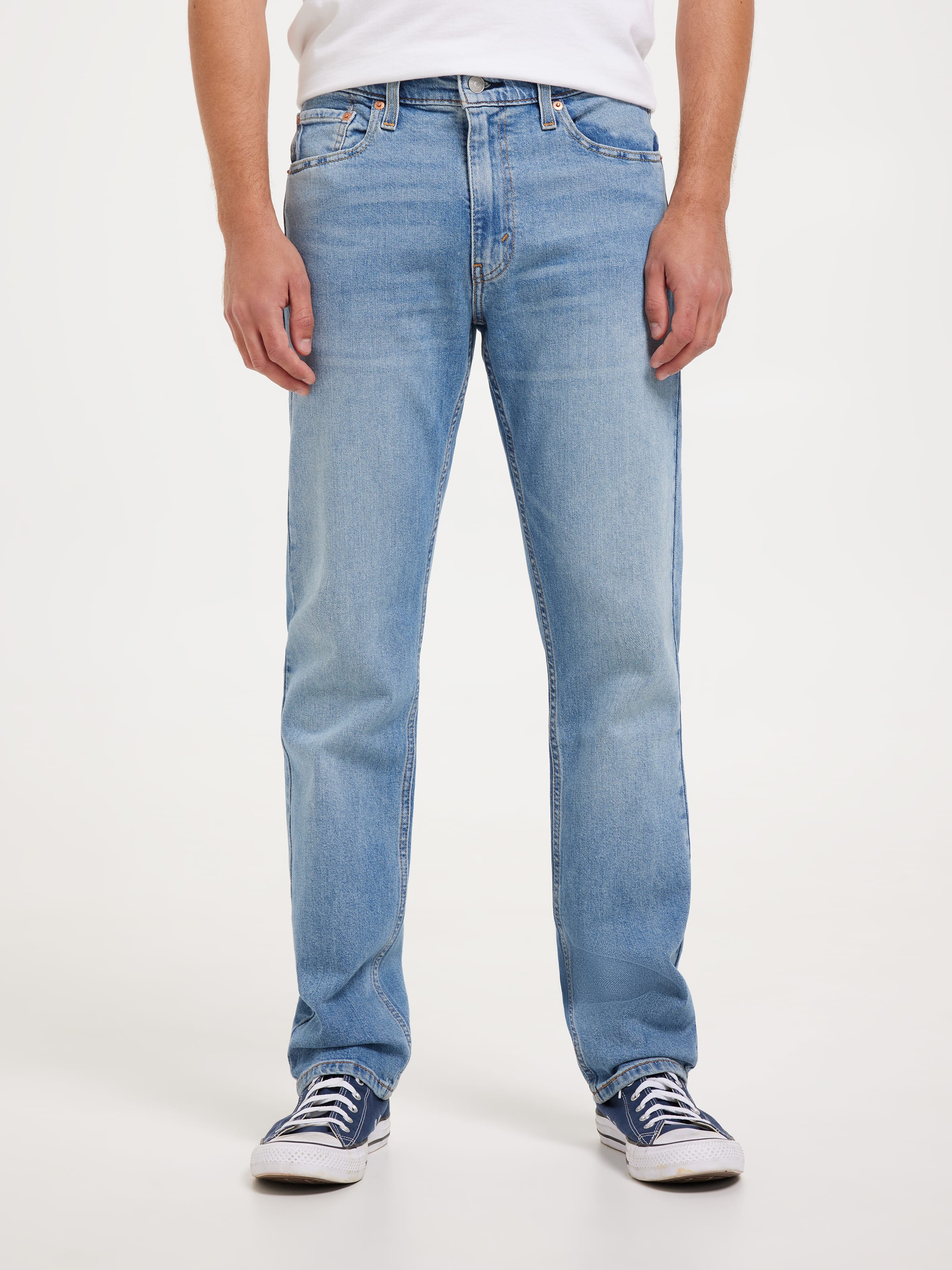 513 Slim Straight In Worn To Ride