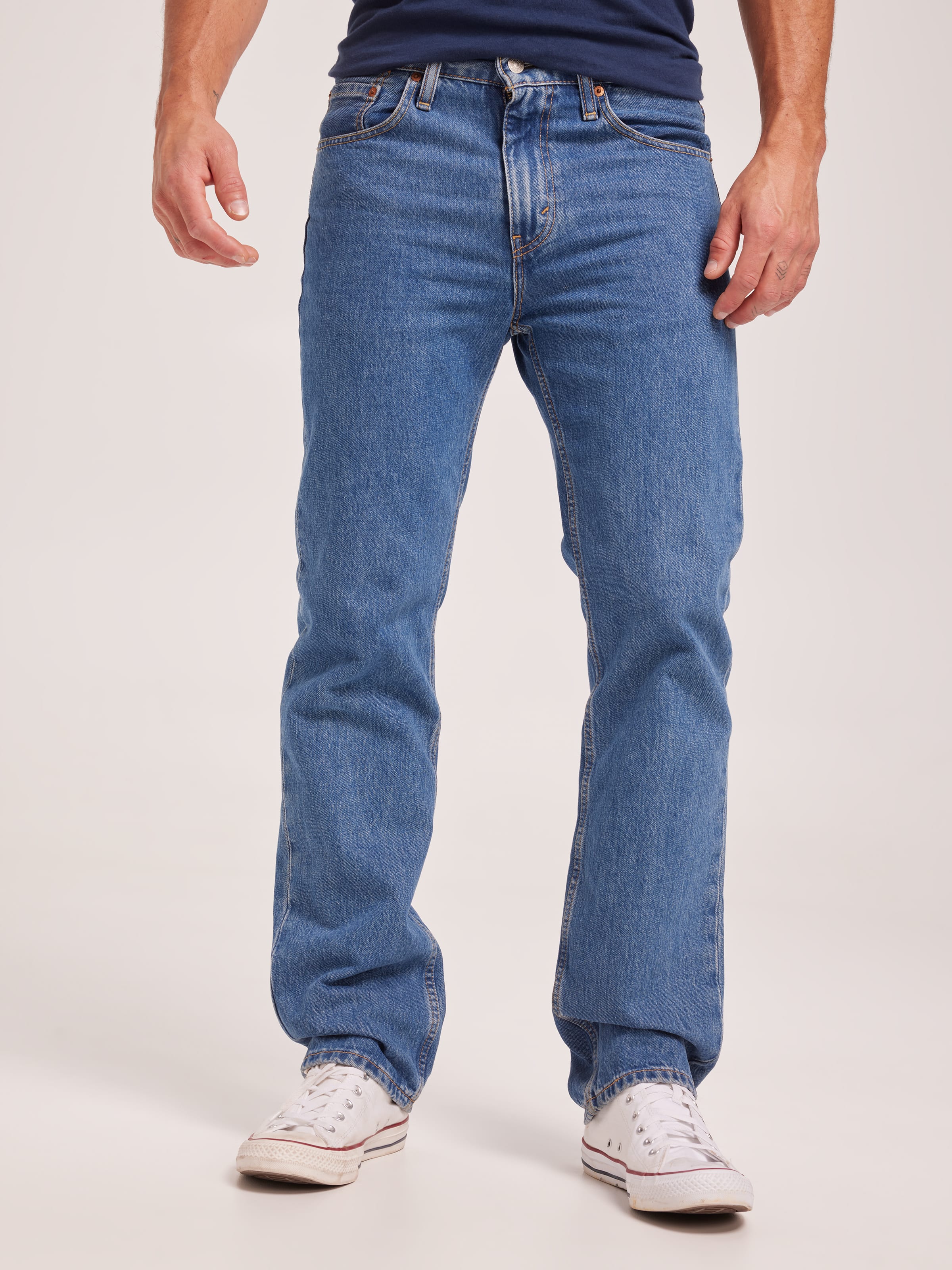 516 Straight Jean In Stonewash 32 34 Just Jeans Online