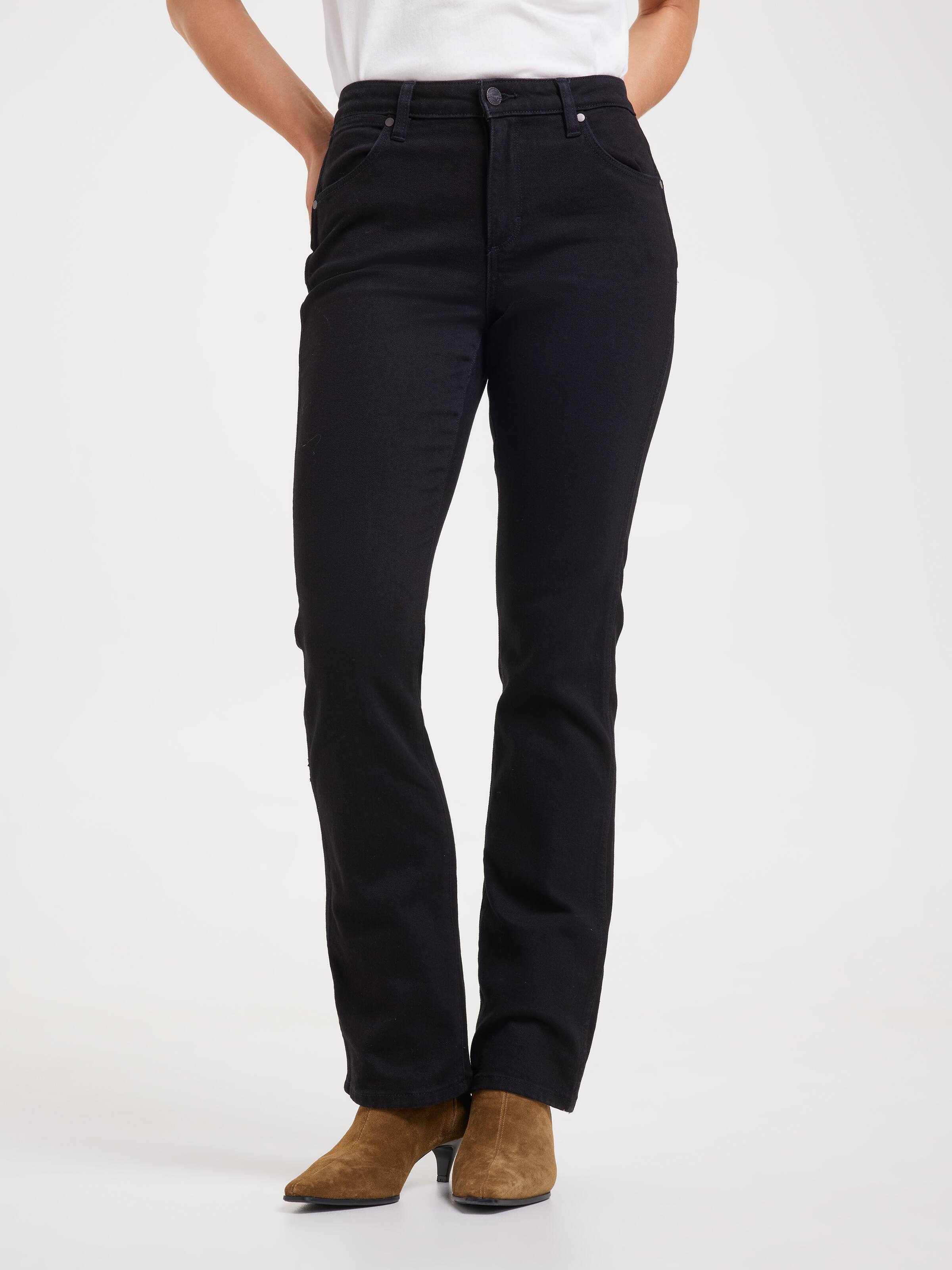 Classics Bootcut Jean In Black