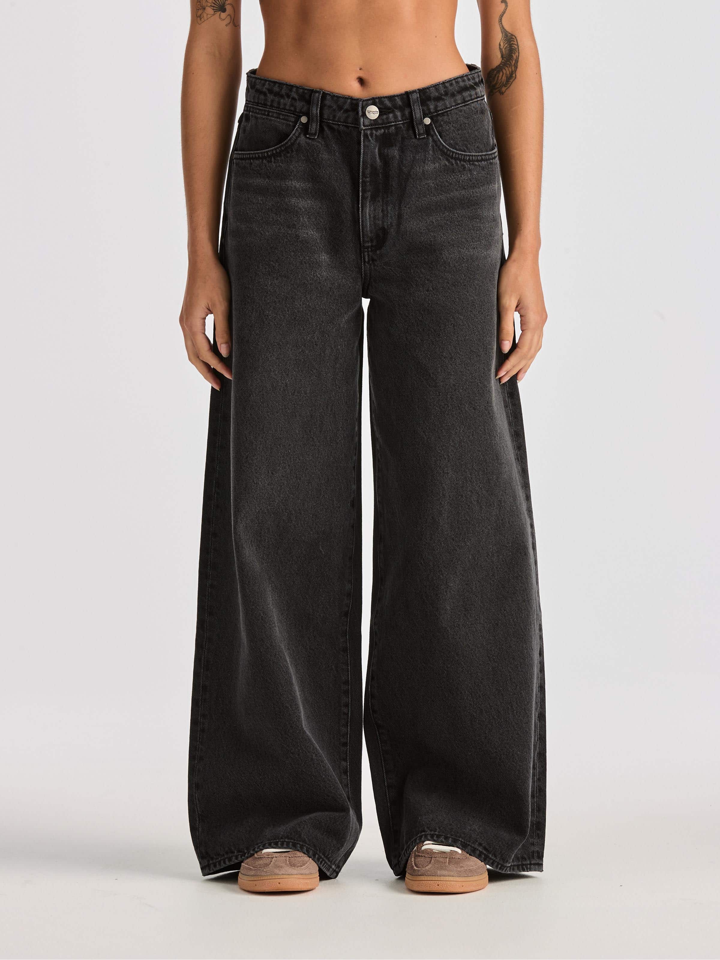 Mid Stevie Petite In Nightwatch Black