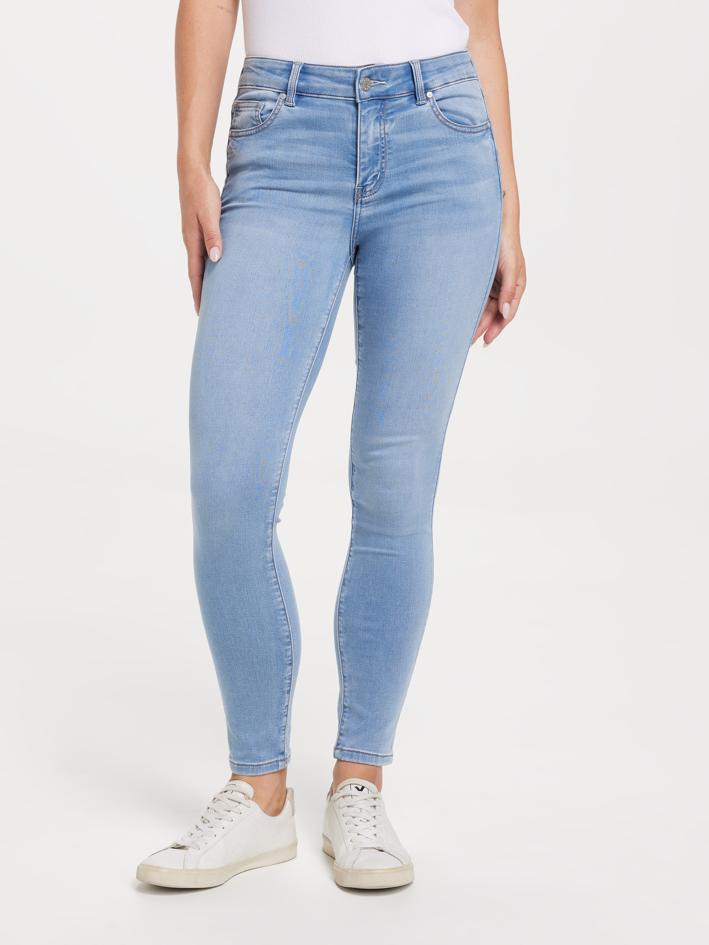 Amaze Skinny Ankle Jean