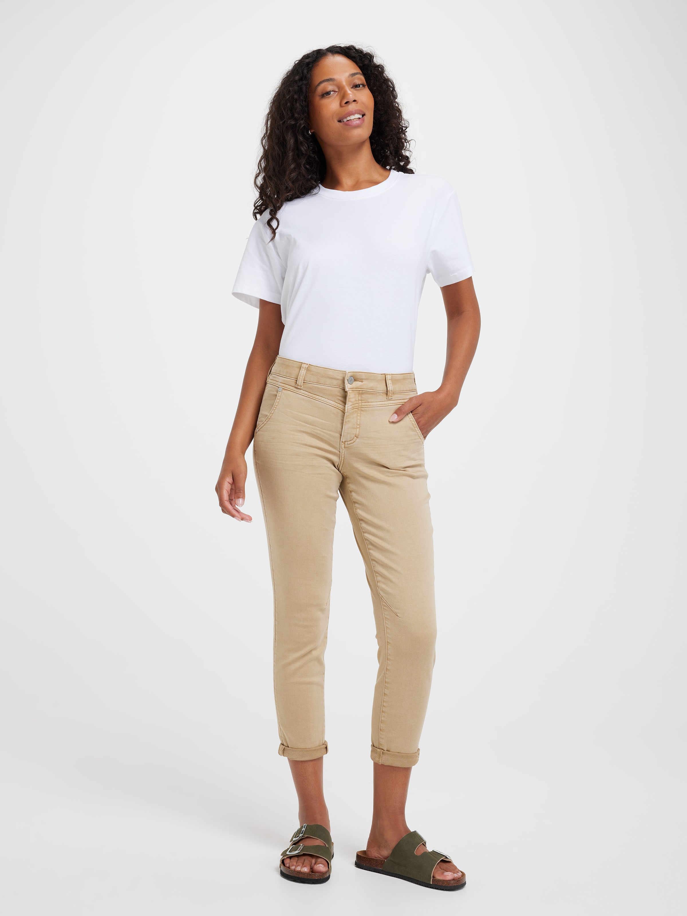 Amaze Yoke Front Boyfriend Jean