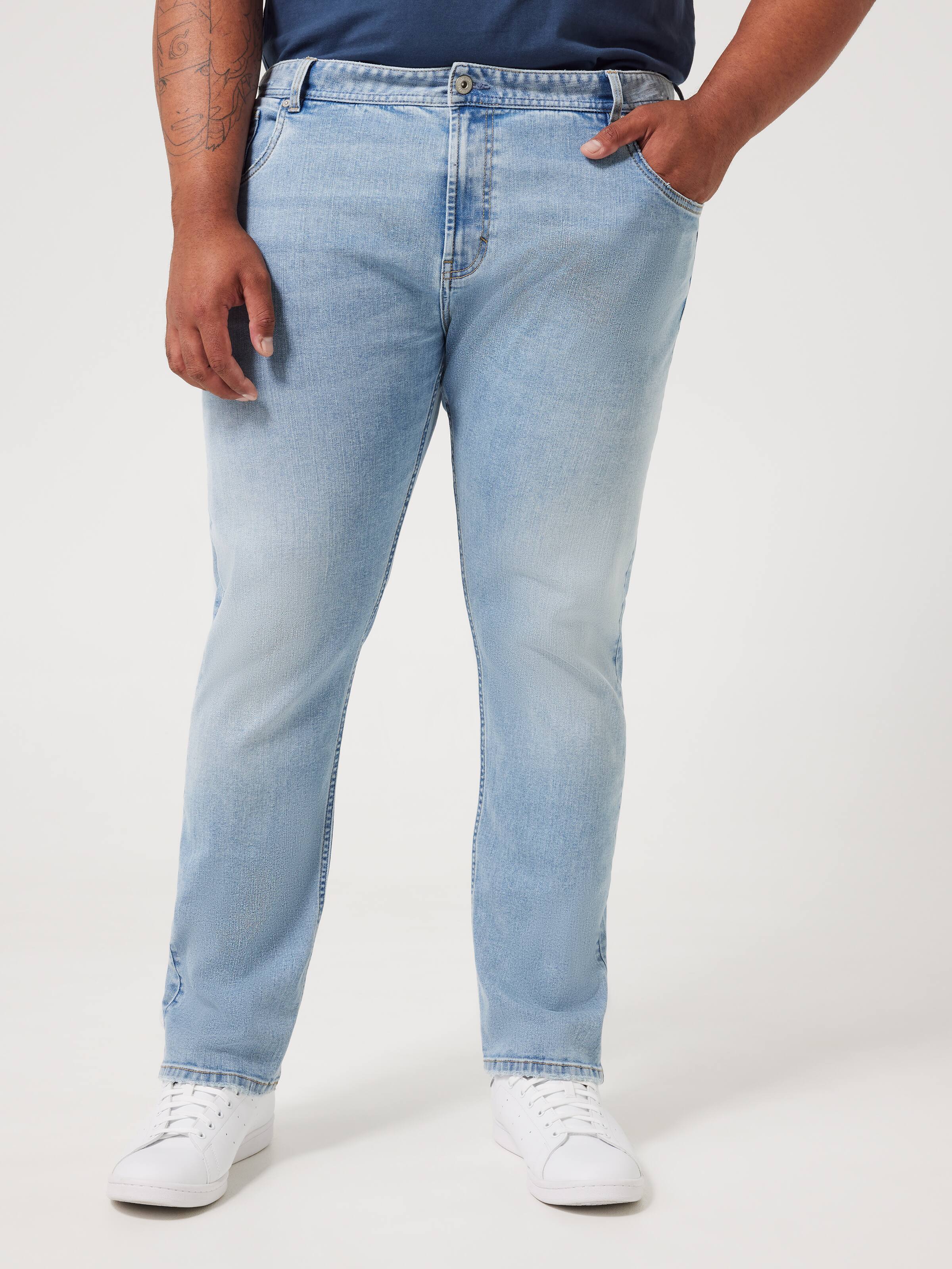 Extended Stretch Slim Tapered Leg