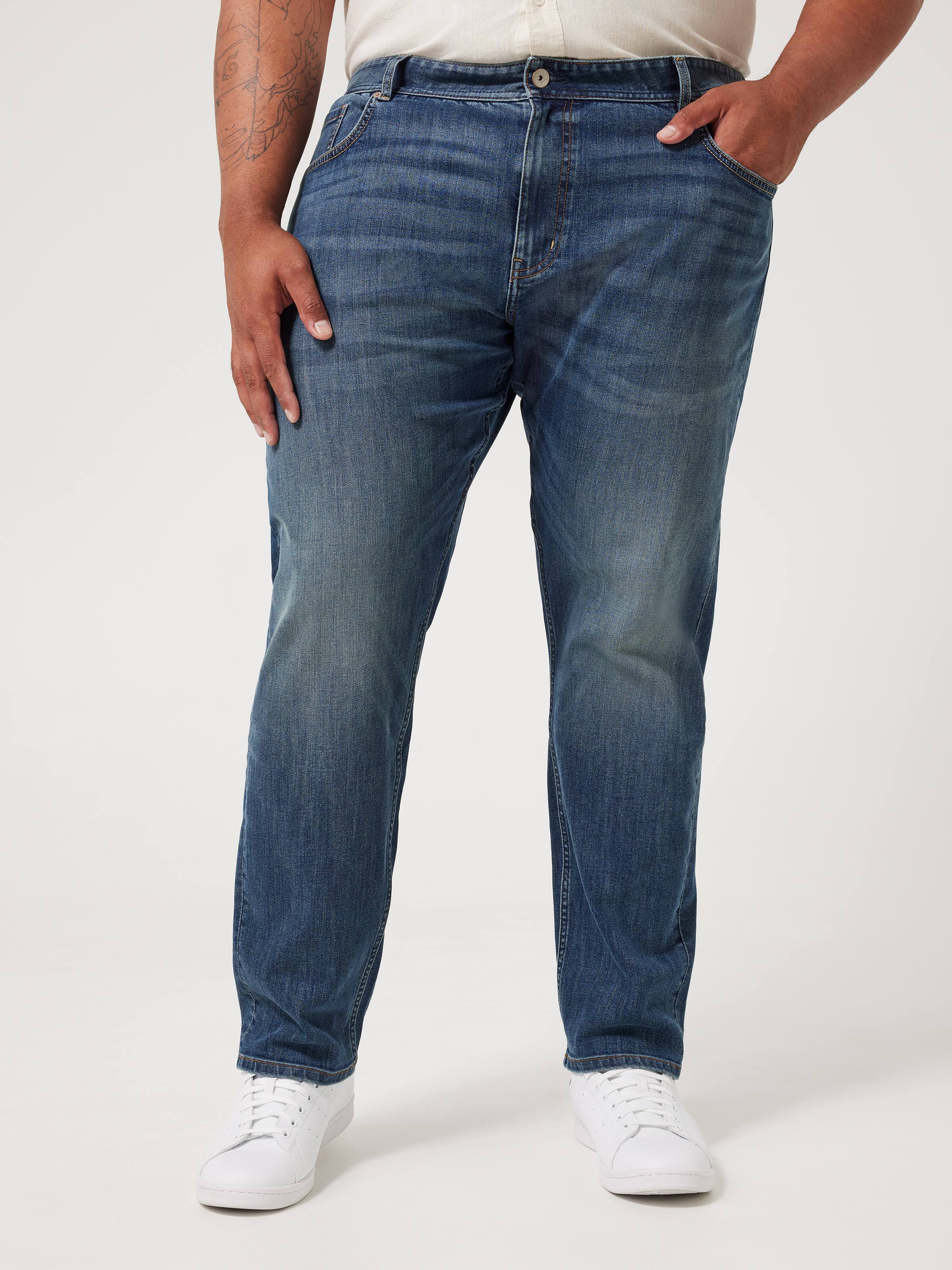 Extended Stretch Regular Straight Leg