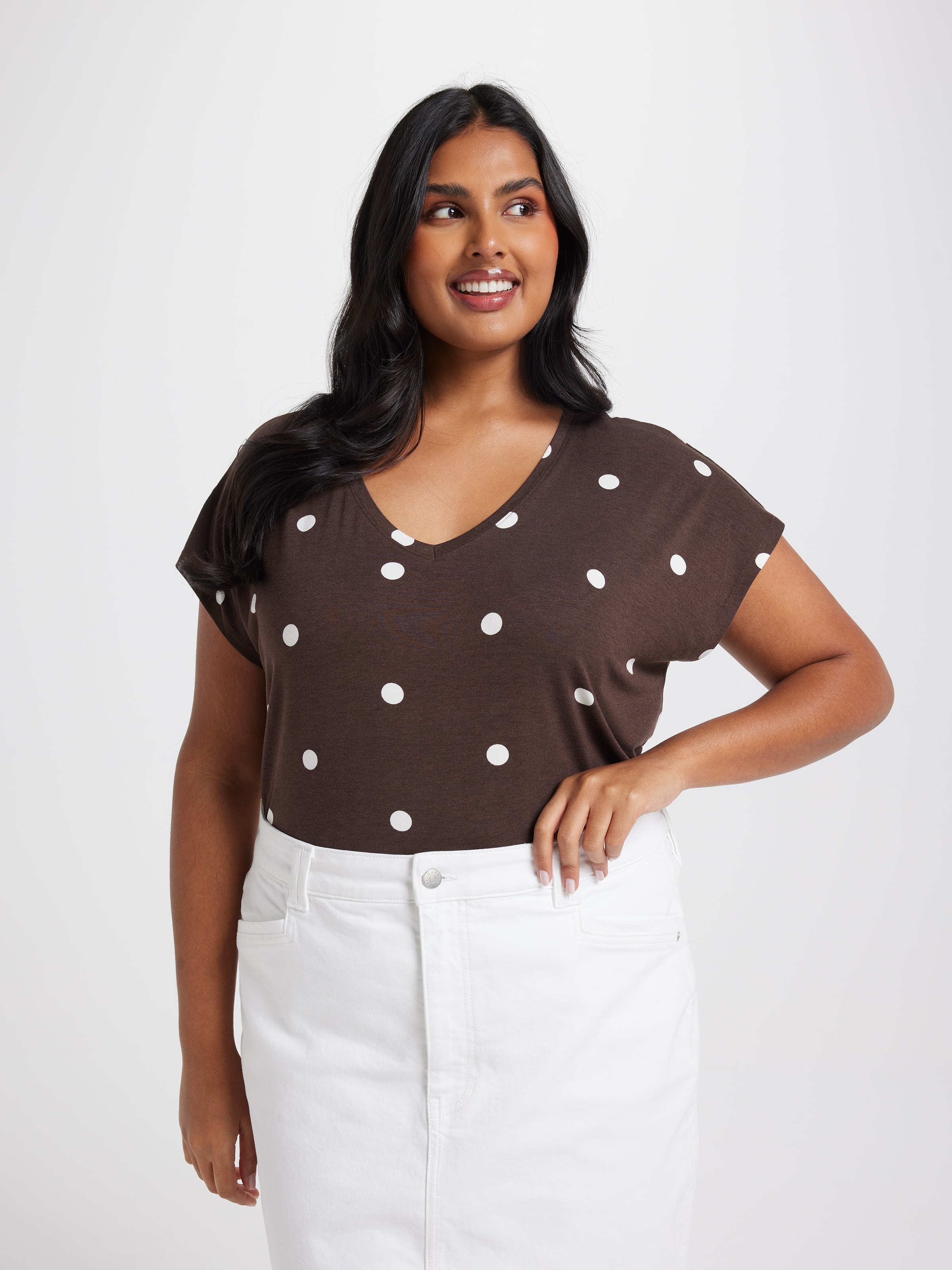 Curve Luxe V Neck Tee