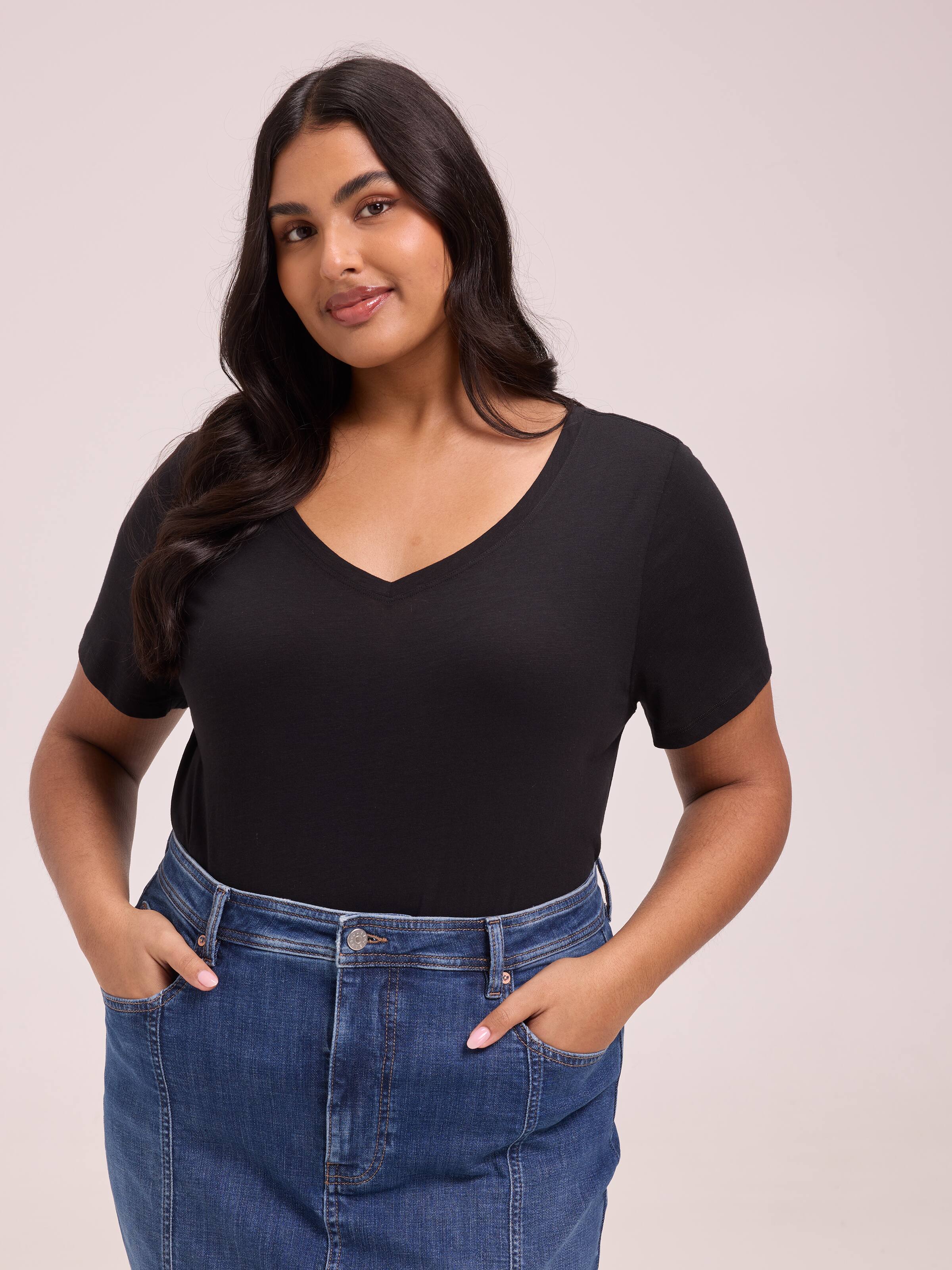 Curve Perfect V Neck Boyfriend Tee