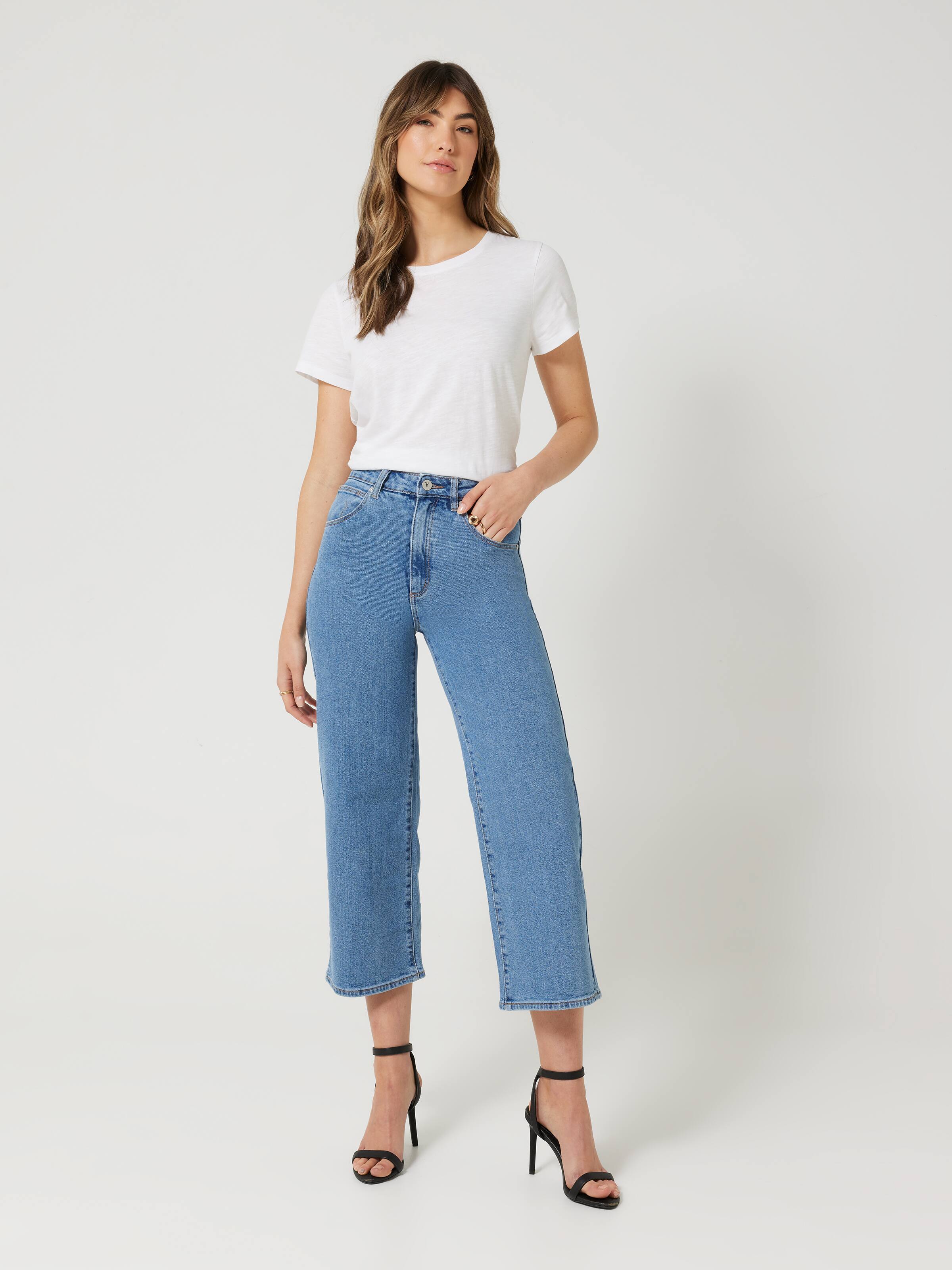 A Street Aline Crop Jean In Georgia Blue