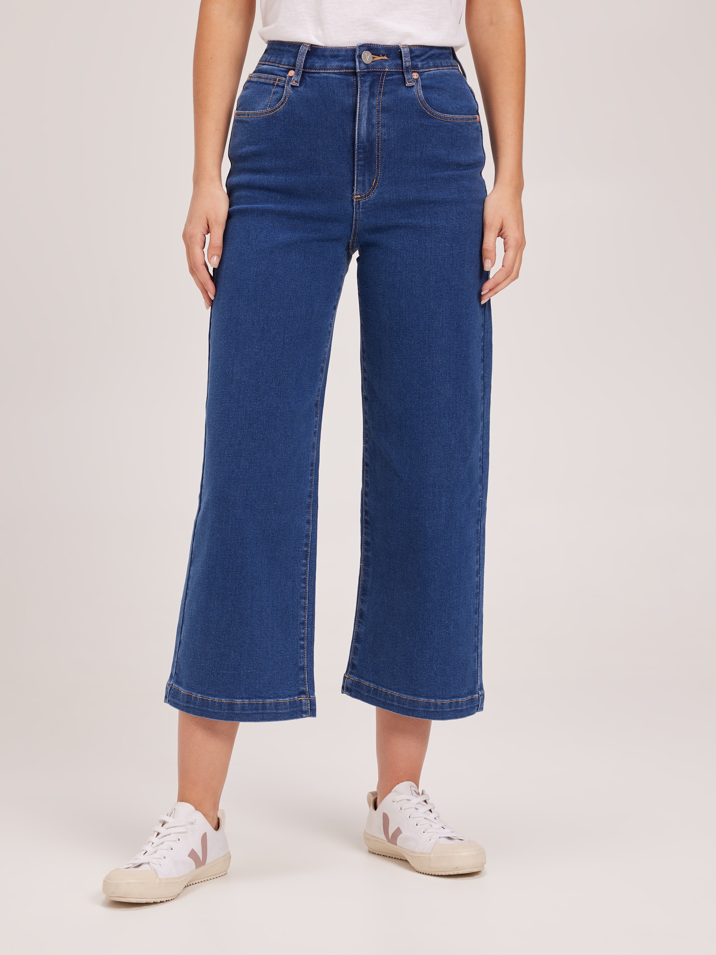 A Street Aline Crop Jean In Ruth
