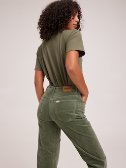 Mid Vintage Bootcut Jean In Green Olive Cord