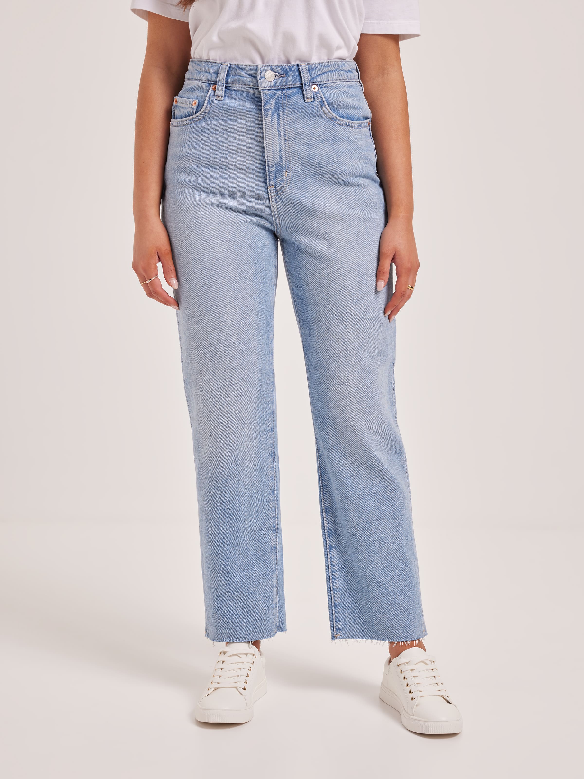 Hi Straight In Teardrop Blue In Full Length & Petite