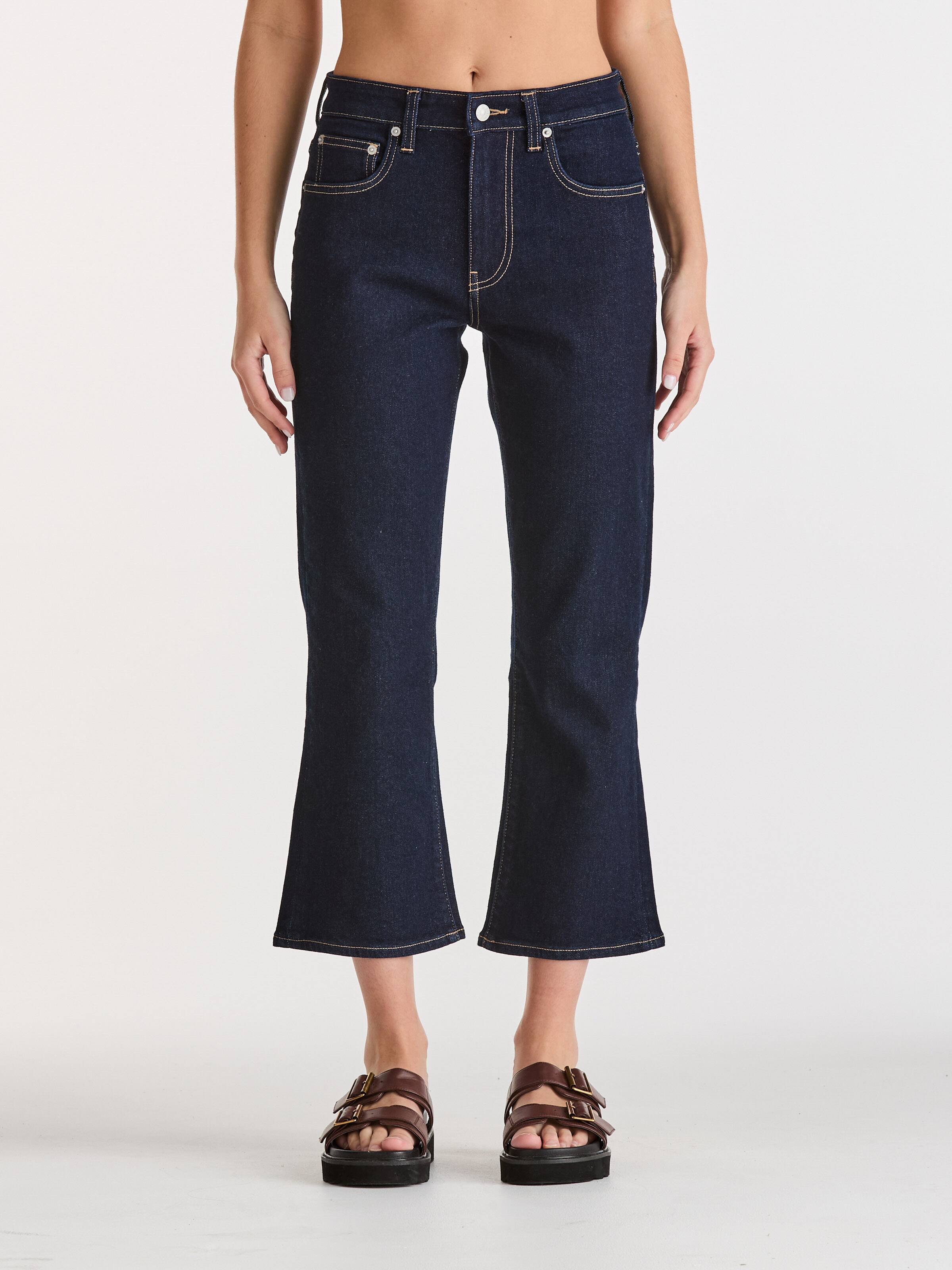 Mid Bootcut Crop In Stretch Rinse