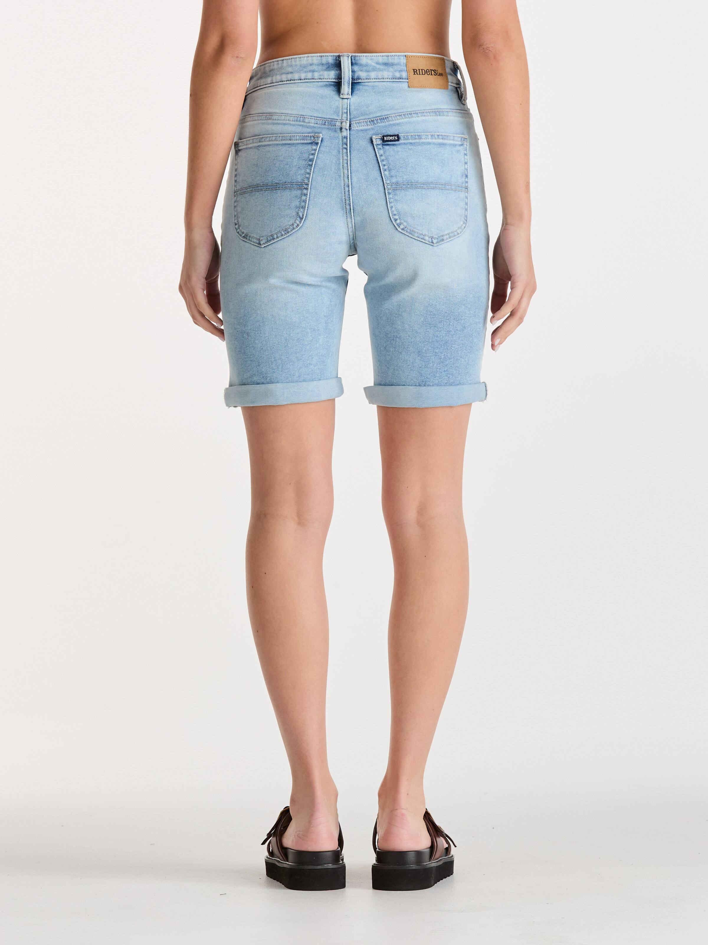 Knee Length Short In Volcanic Blue