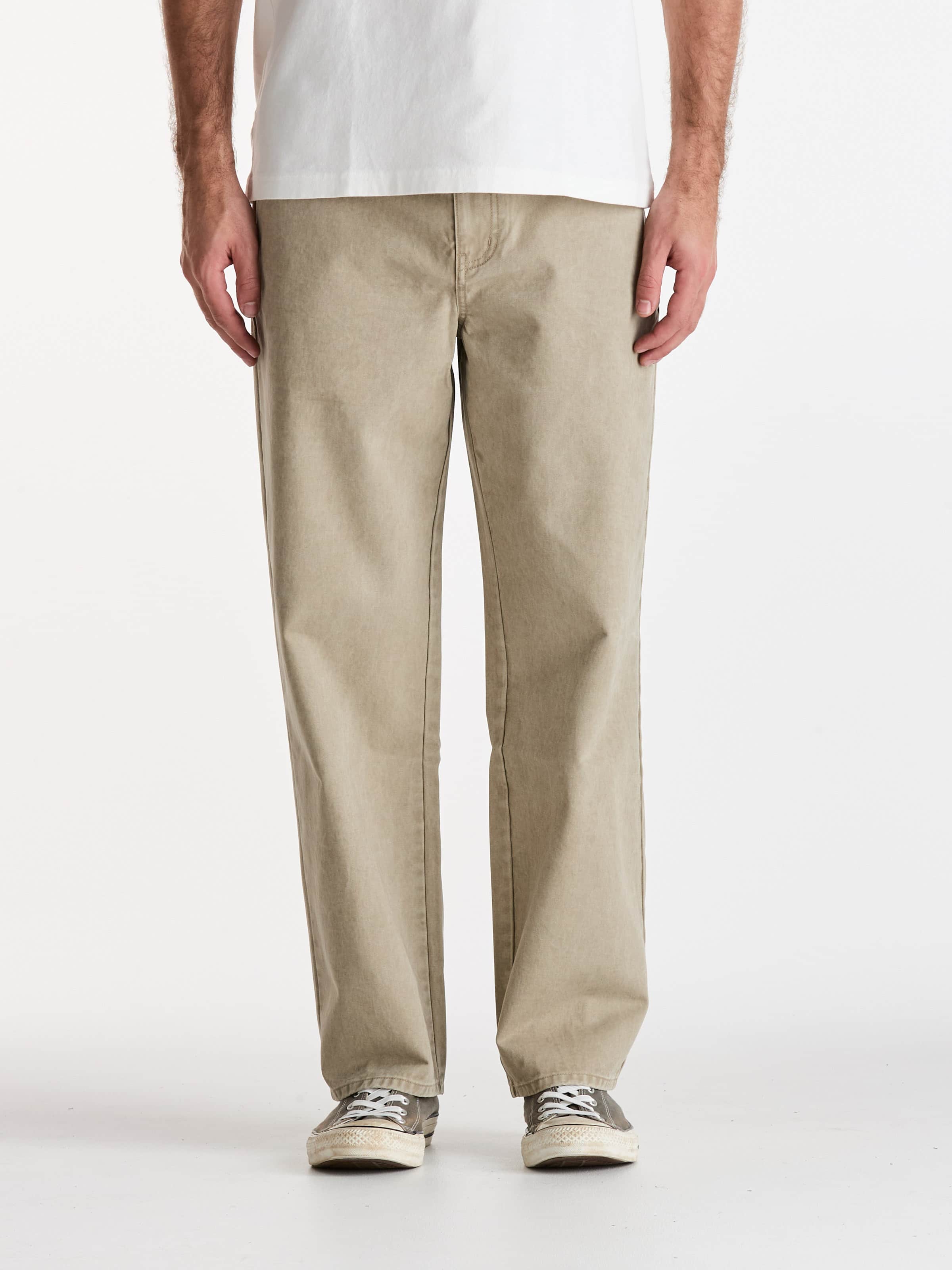 R5 Relaxed Chino In Washed Stone