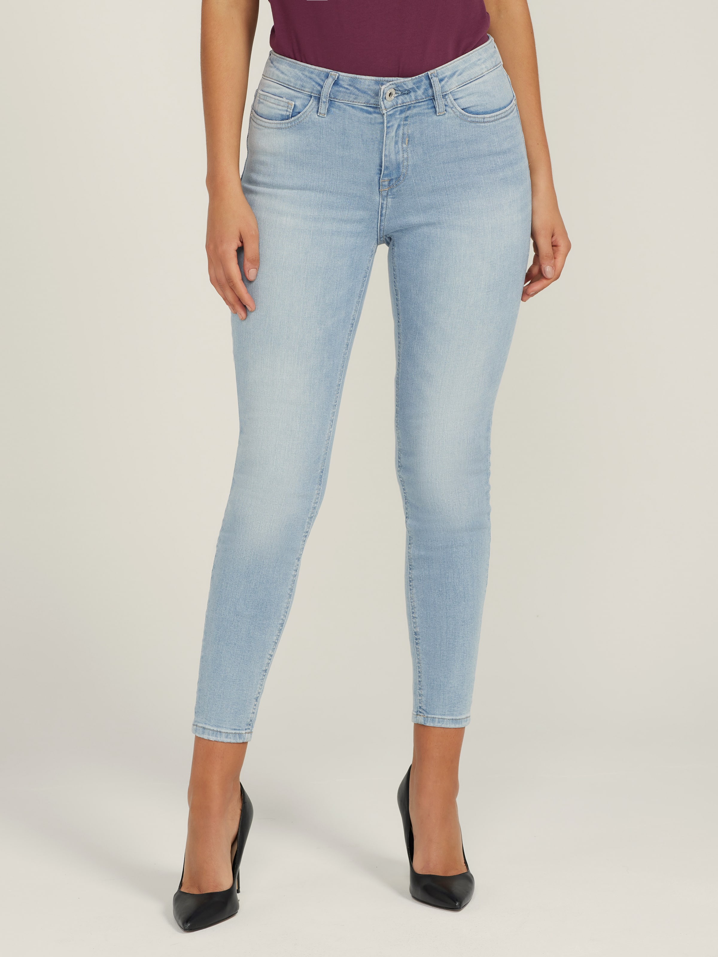 Image for Sienna Low Rise Skinny In Gascoyne Light from JustGroupNZ