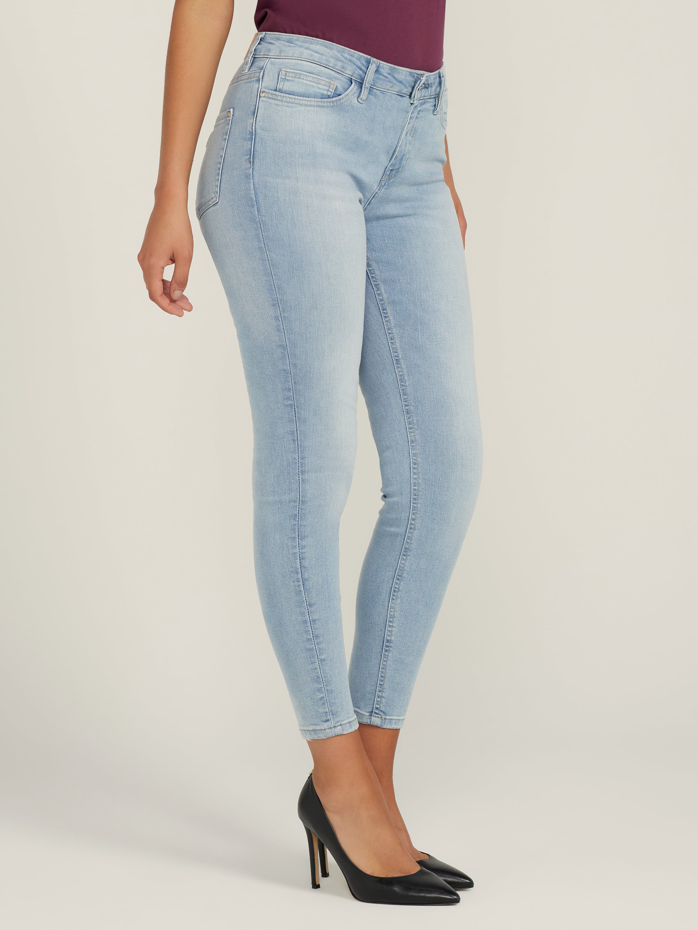 Image for Sienna Low Rise Skinny In Gascoyne Light from JustGroupNZ
