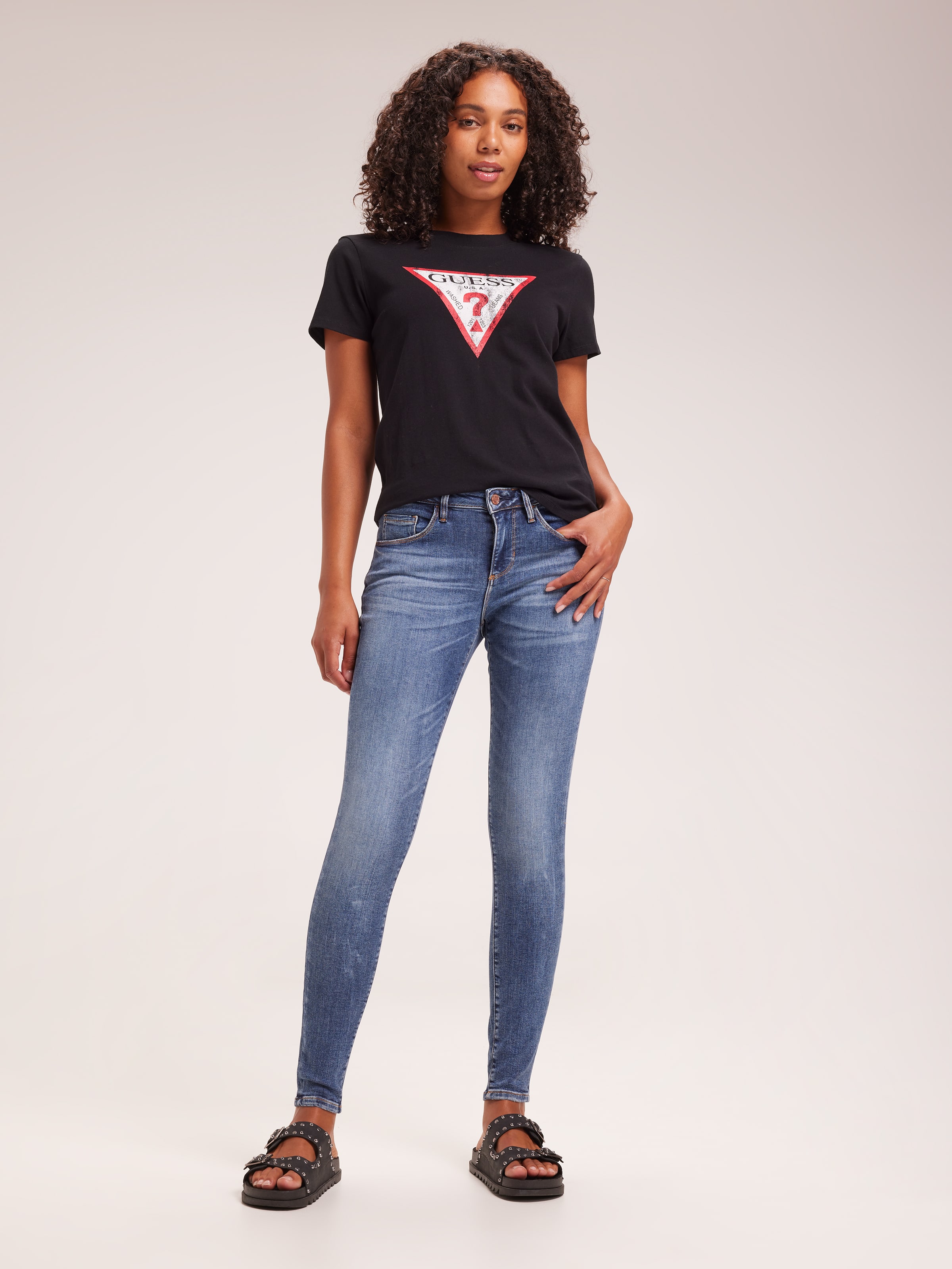 Annette Mid Rise Skinny Jean In Carrie Mid