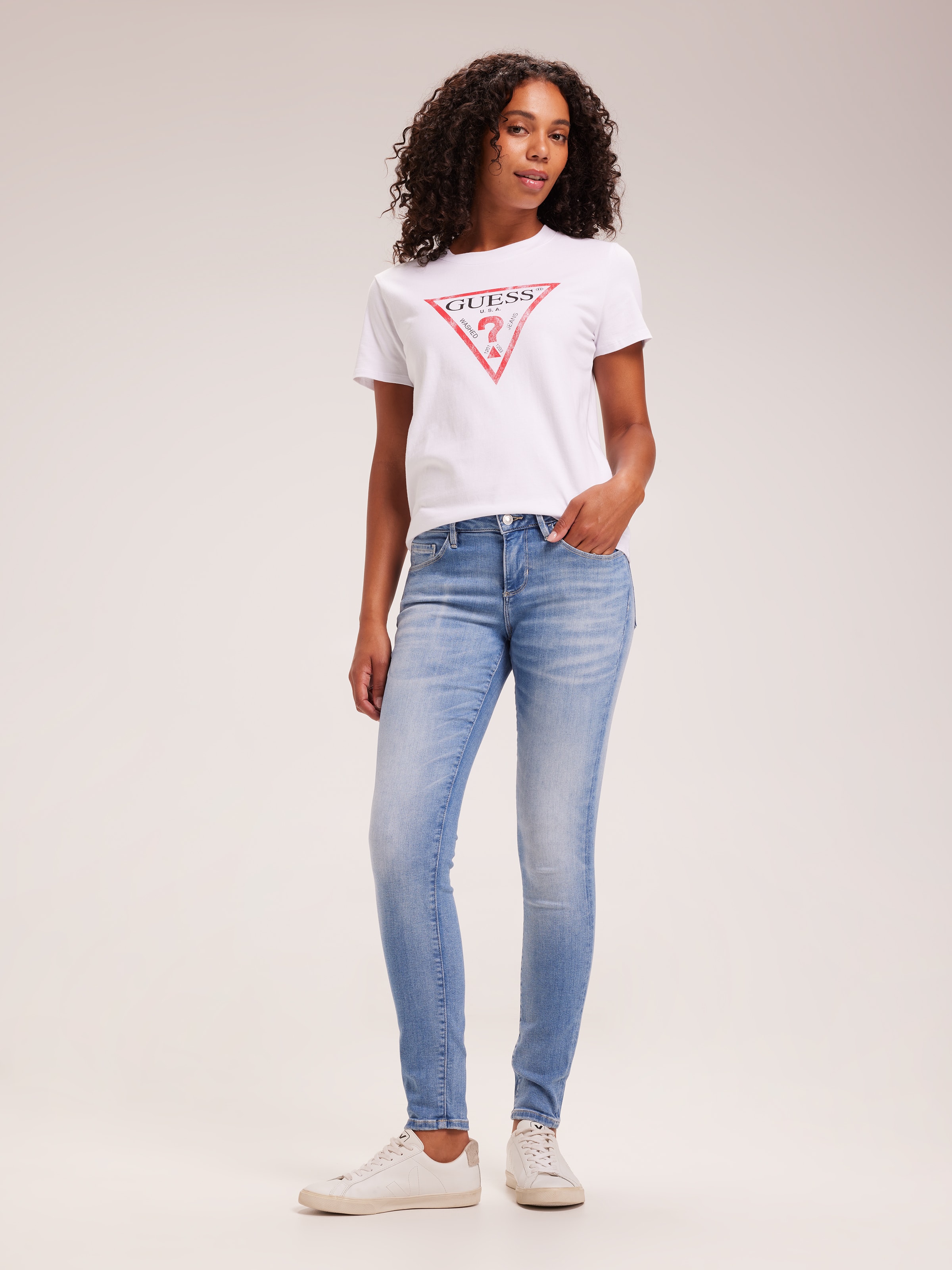 Annette Mid Rise Skinny Jean In Carrie Light