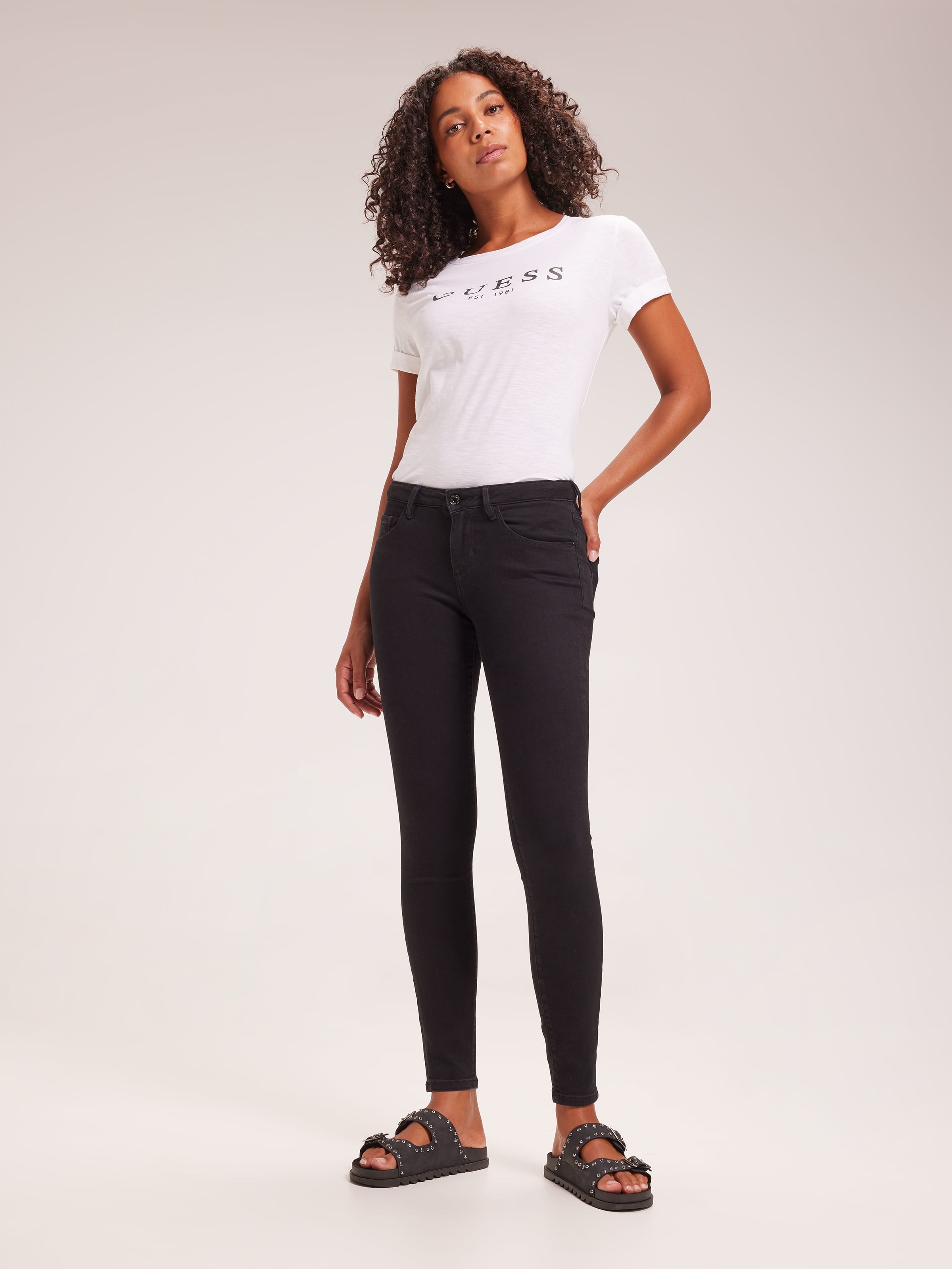 Annette Mid Rise Skinny Jean In Carrie Black