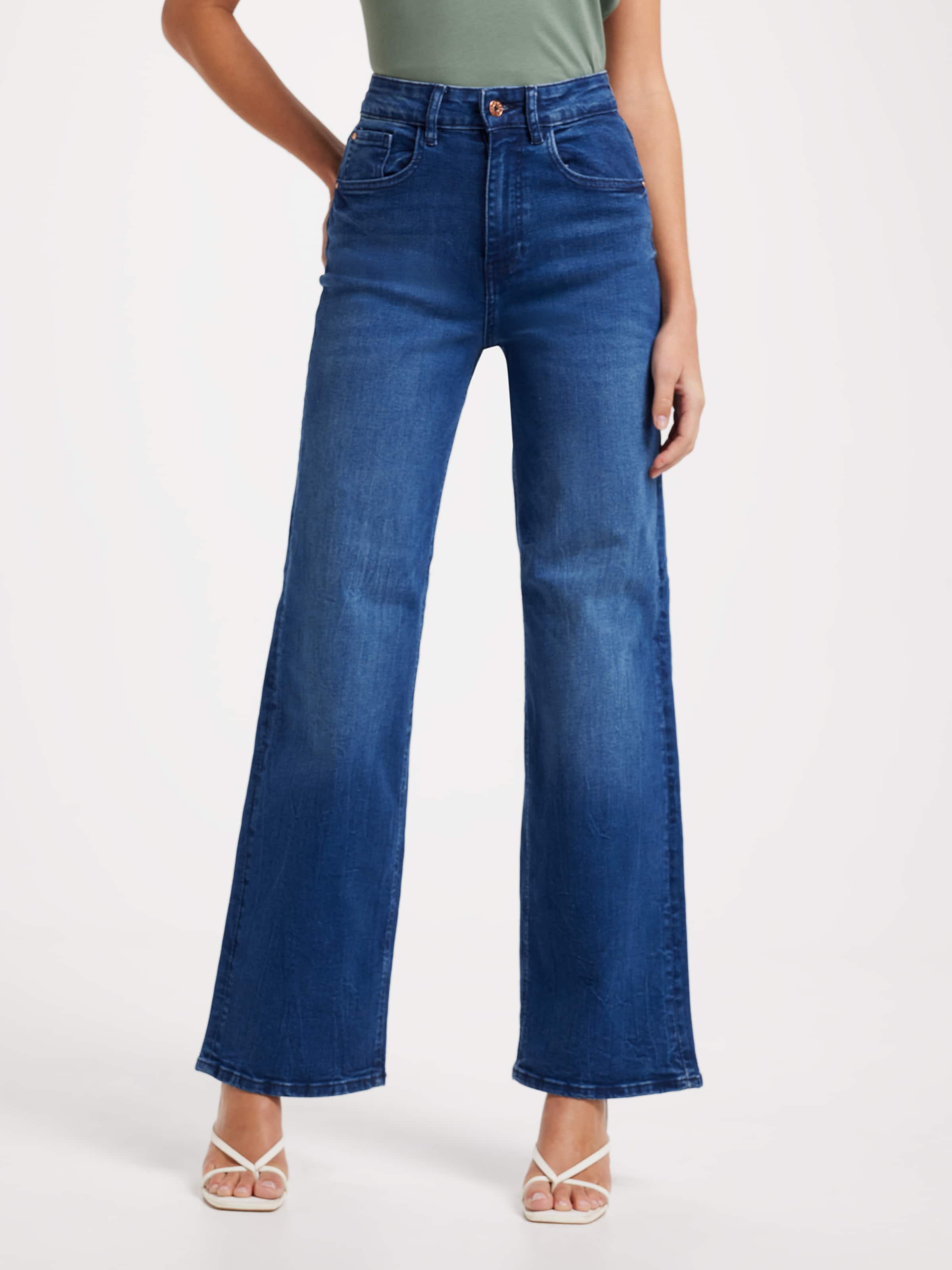 Flavia Flare Jean In Wheatbelt Mid
