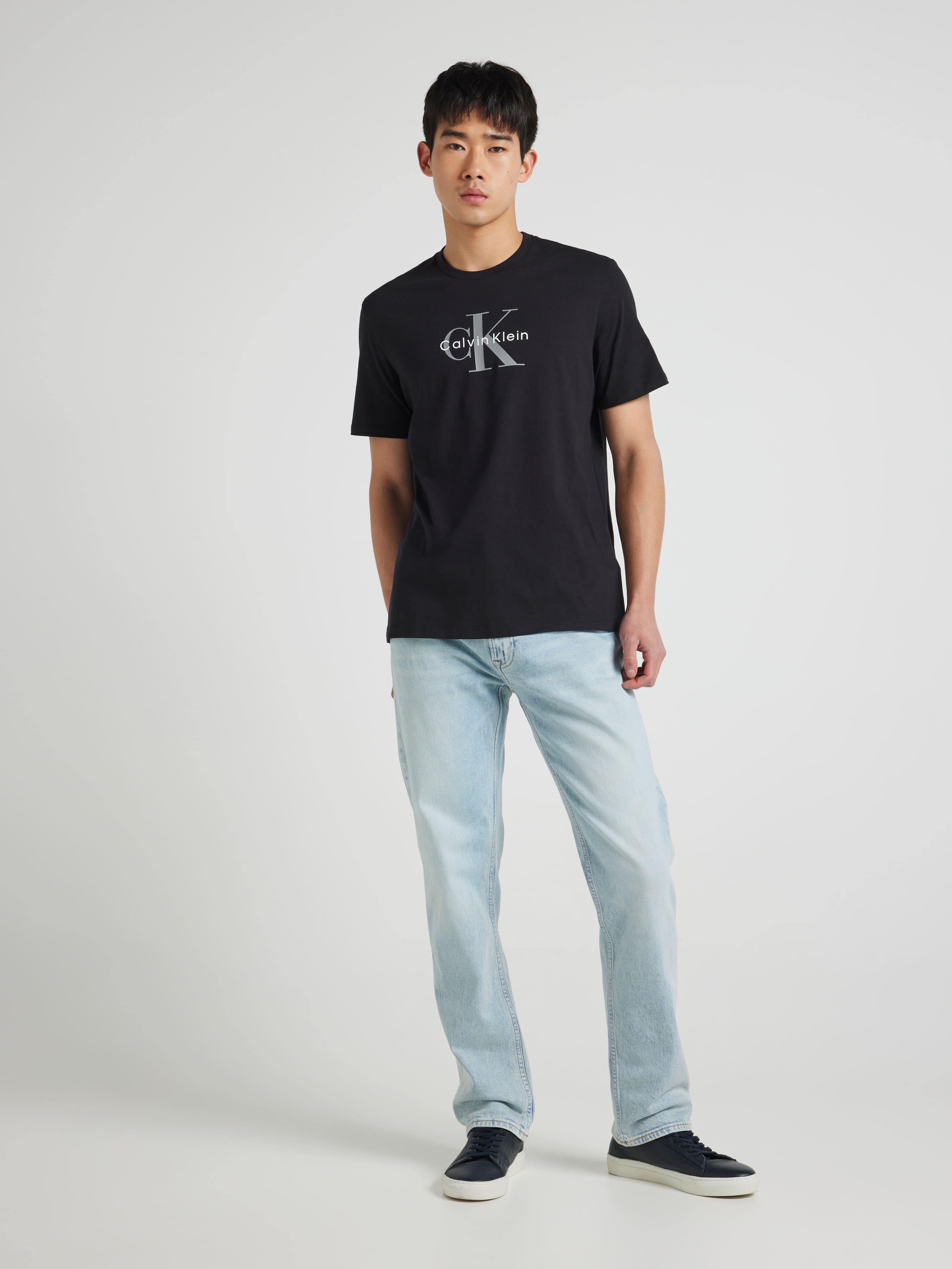 Hero Monolog Tee 30S In Black