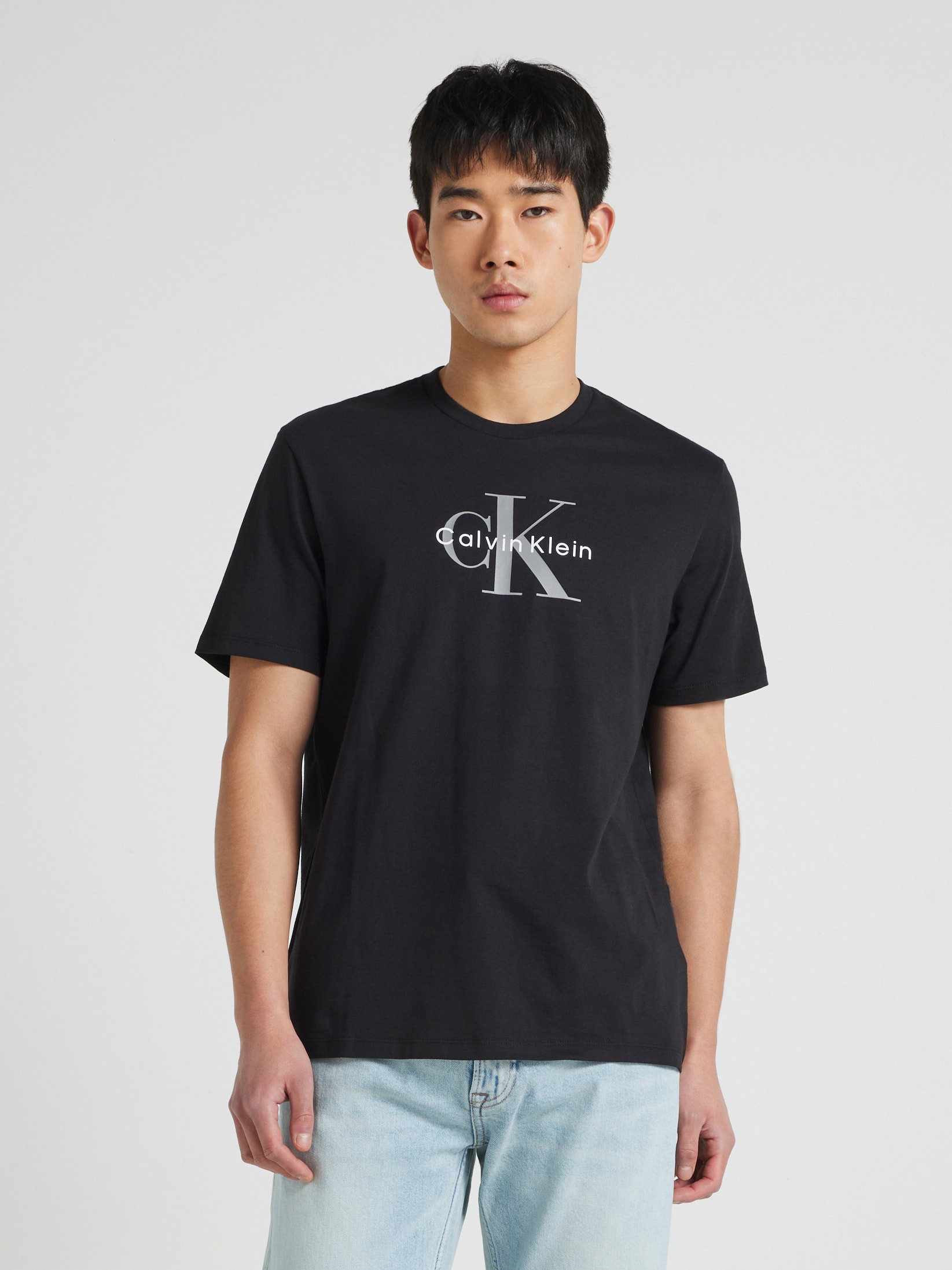 Hero Monolog Tee 30S In Black