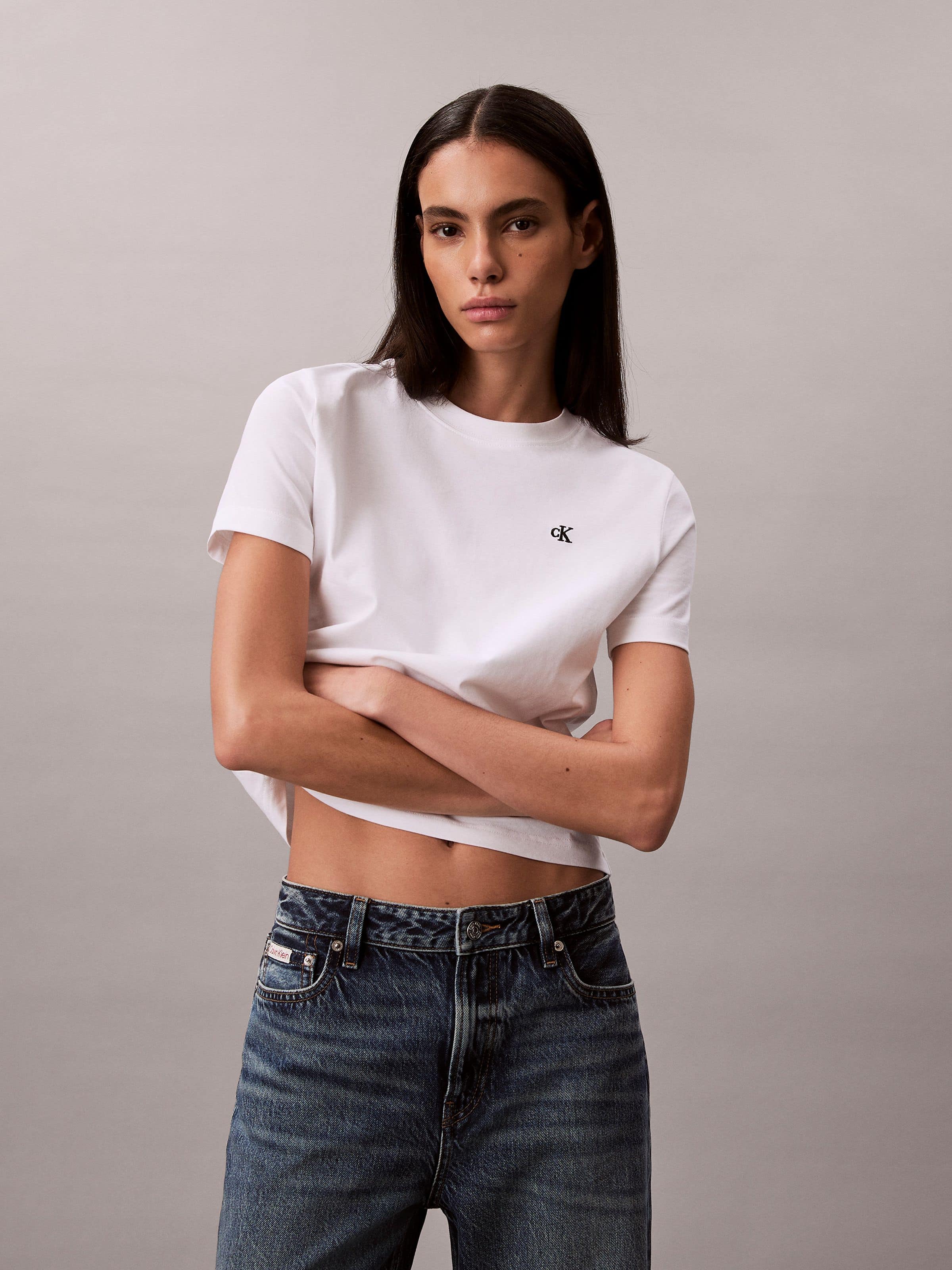 Short Sleeve Monogram Logo Crewneck Tee In White