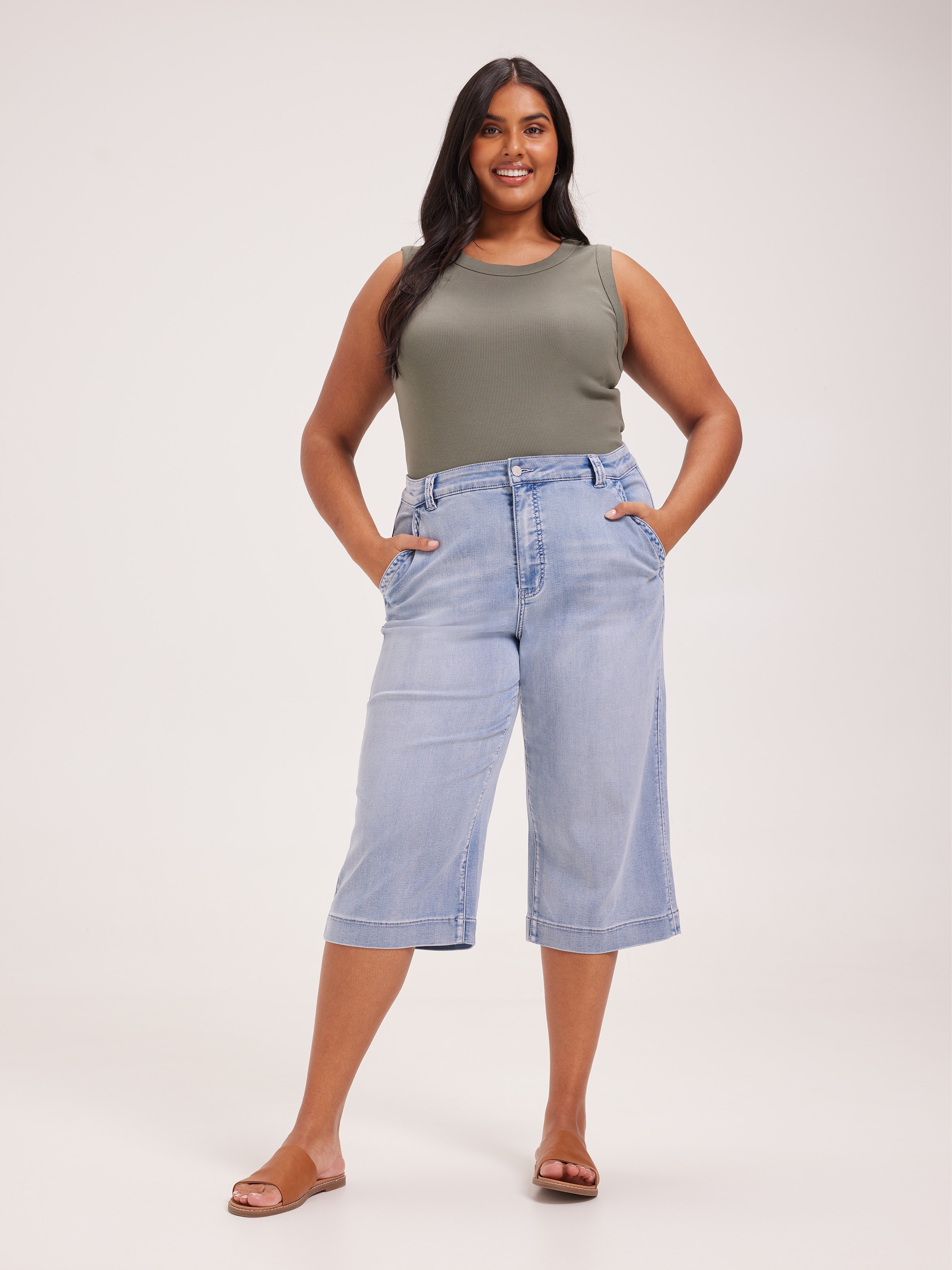 Curve Amaze Wide Capri