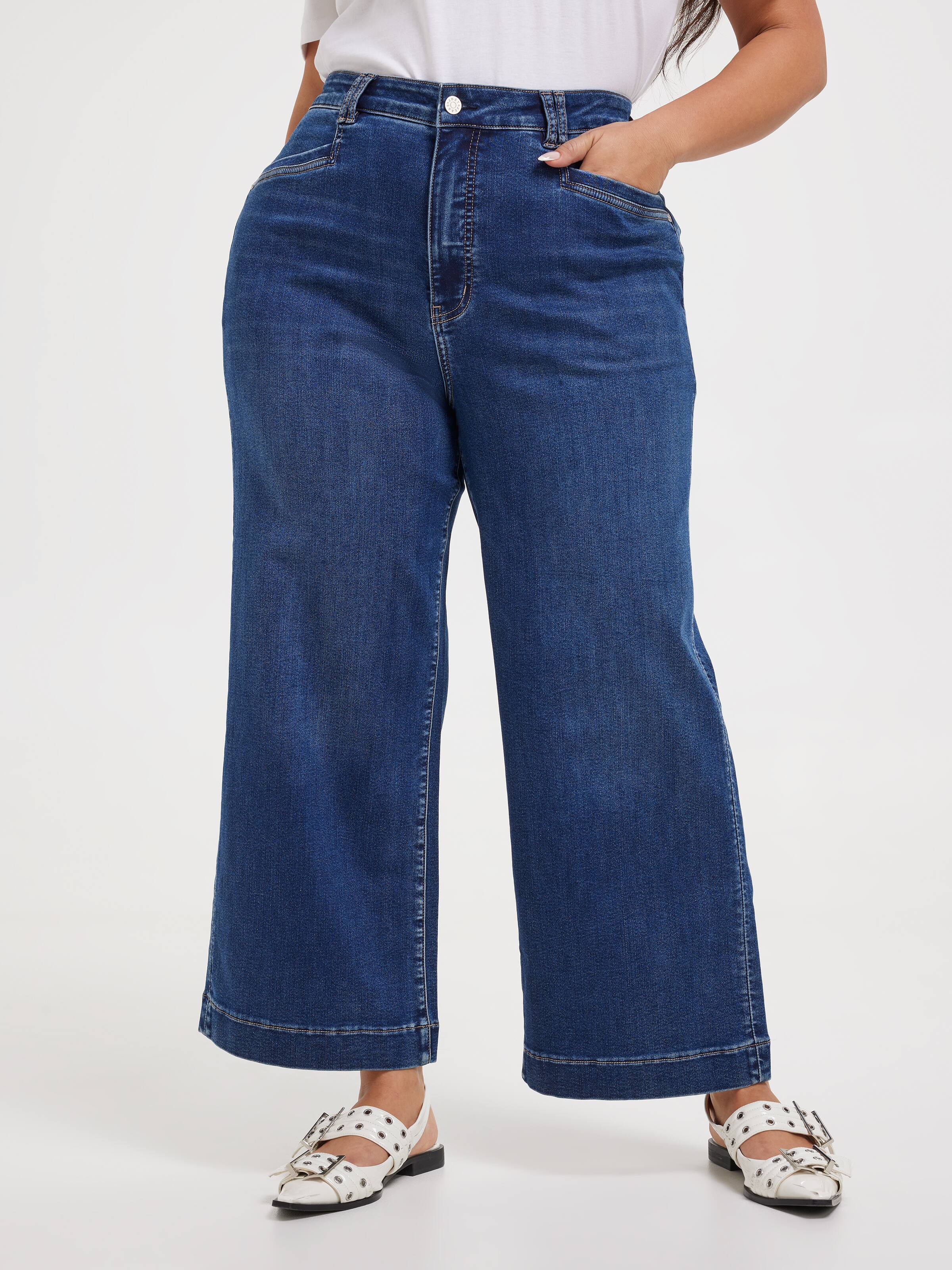 Curve Amaze High Rise Wide Leg Ankle Jean