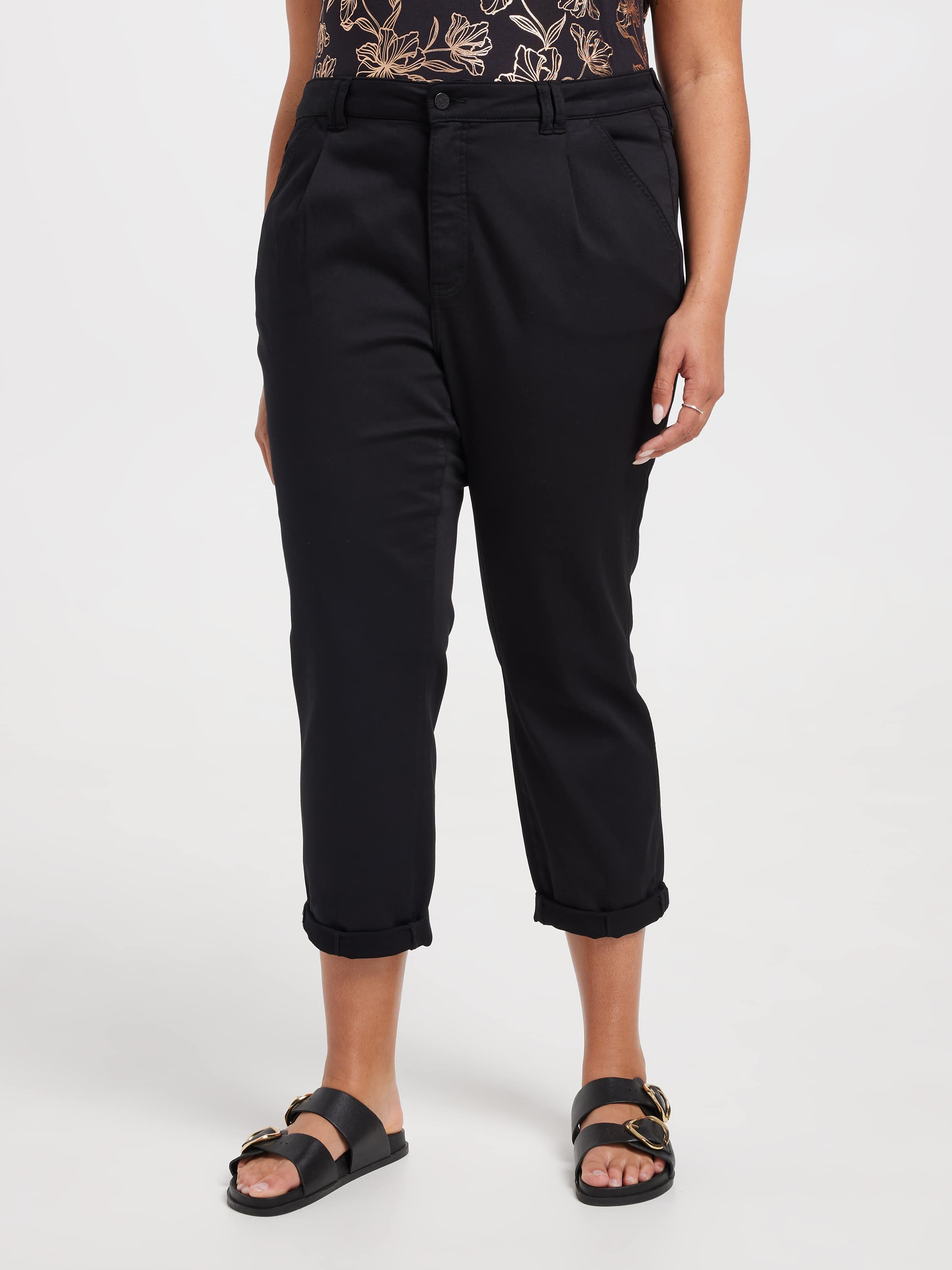 Curve Amaze Pleat Front Chino