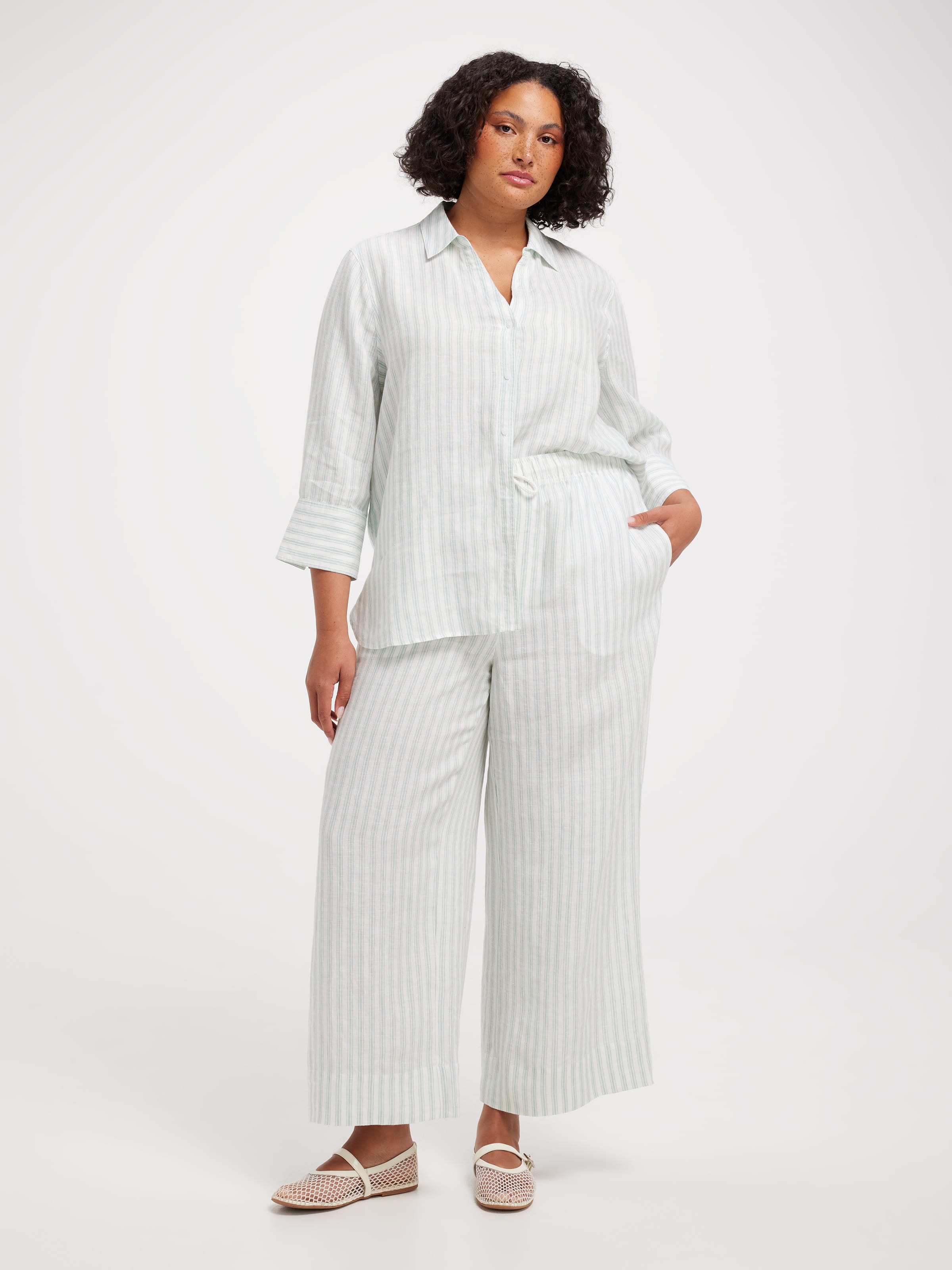 Curve Hazel Pull On Wide Ankle Pant