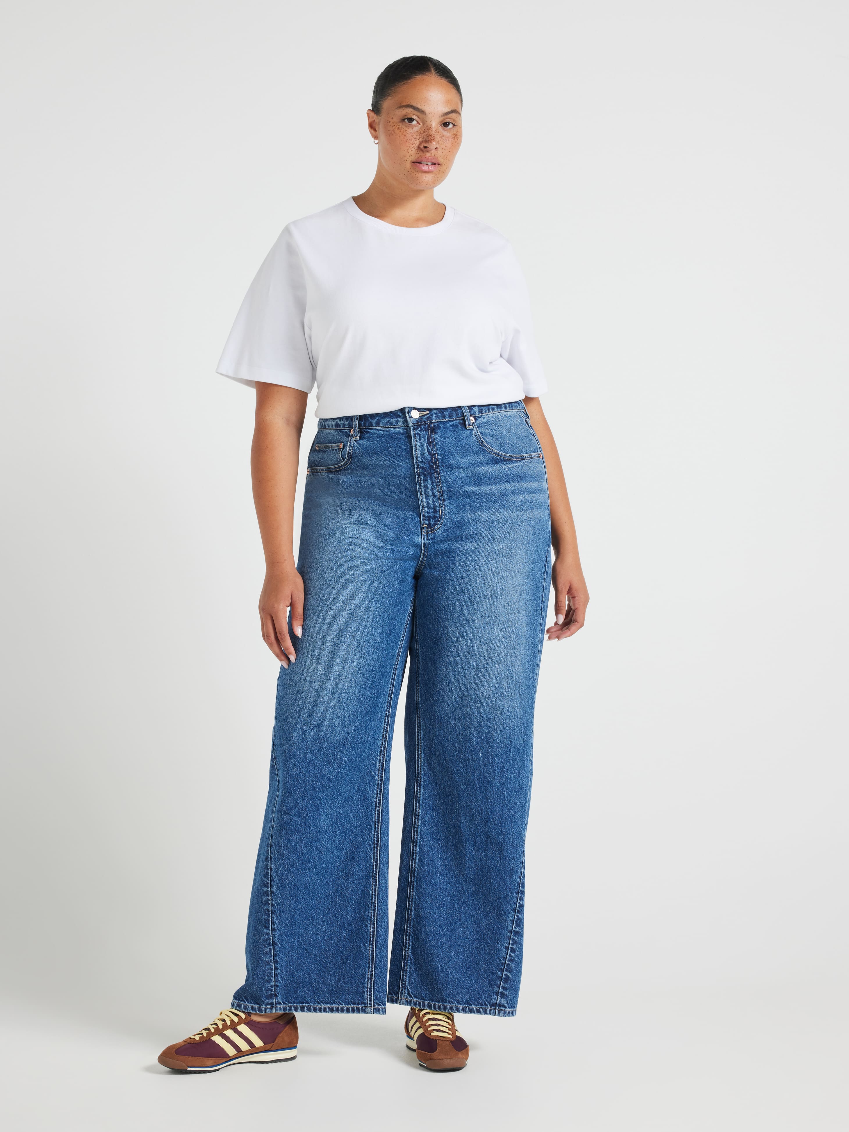 Curve Originals Twist Seam Wide Leg Jean