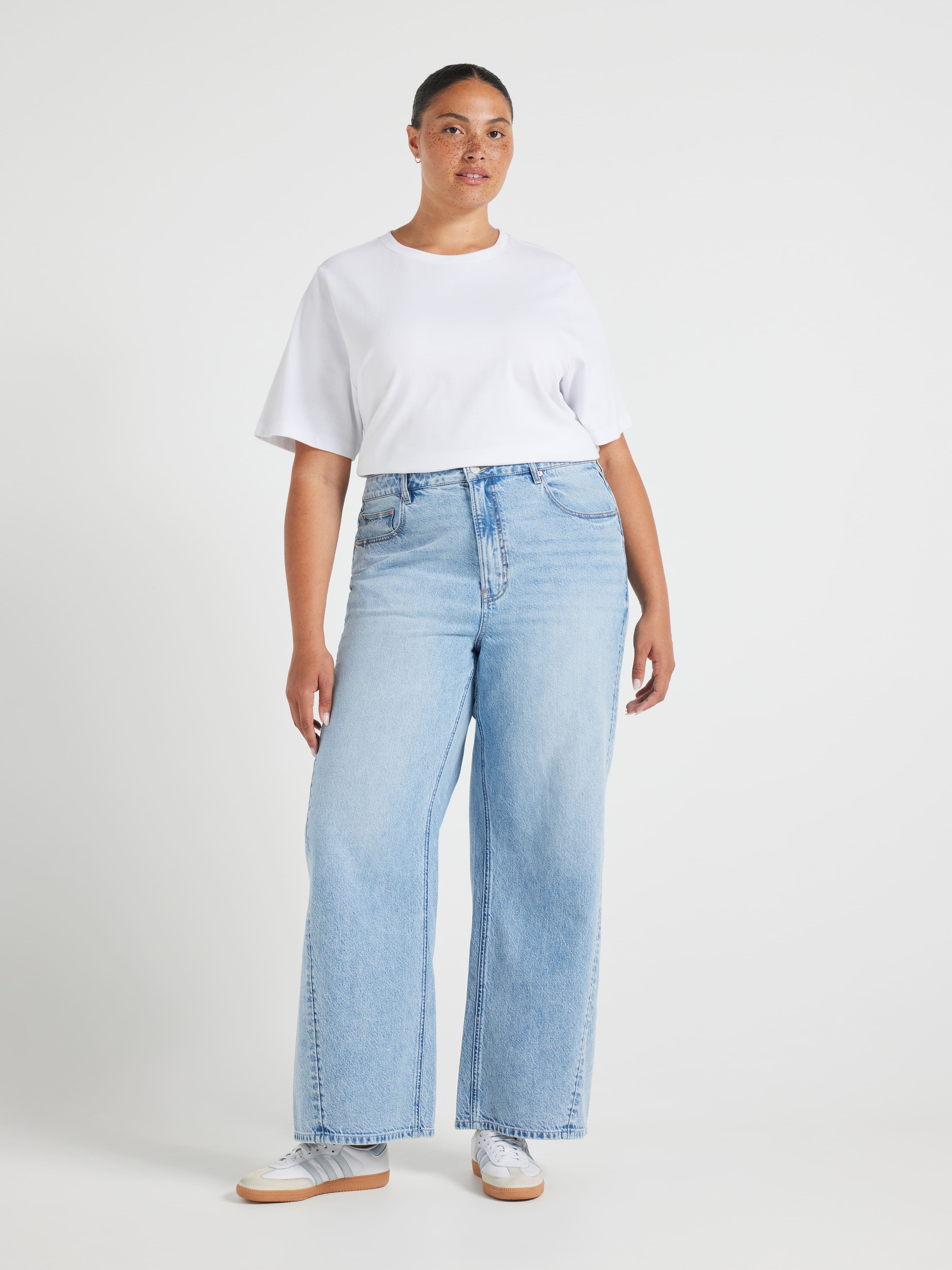 Curve Originals Twist Seam Wide Leg Jean