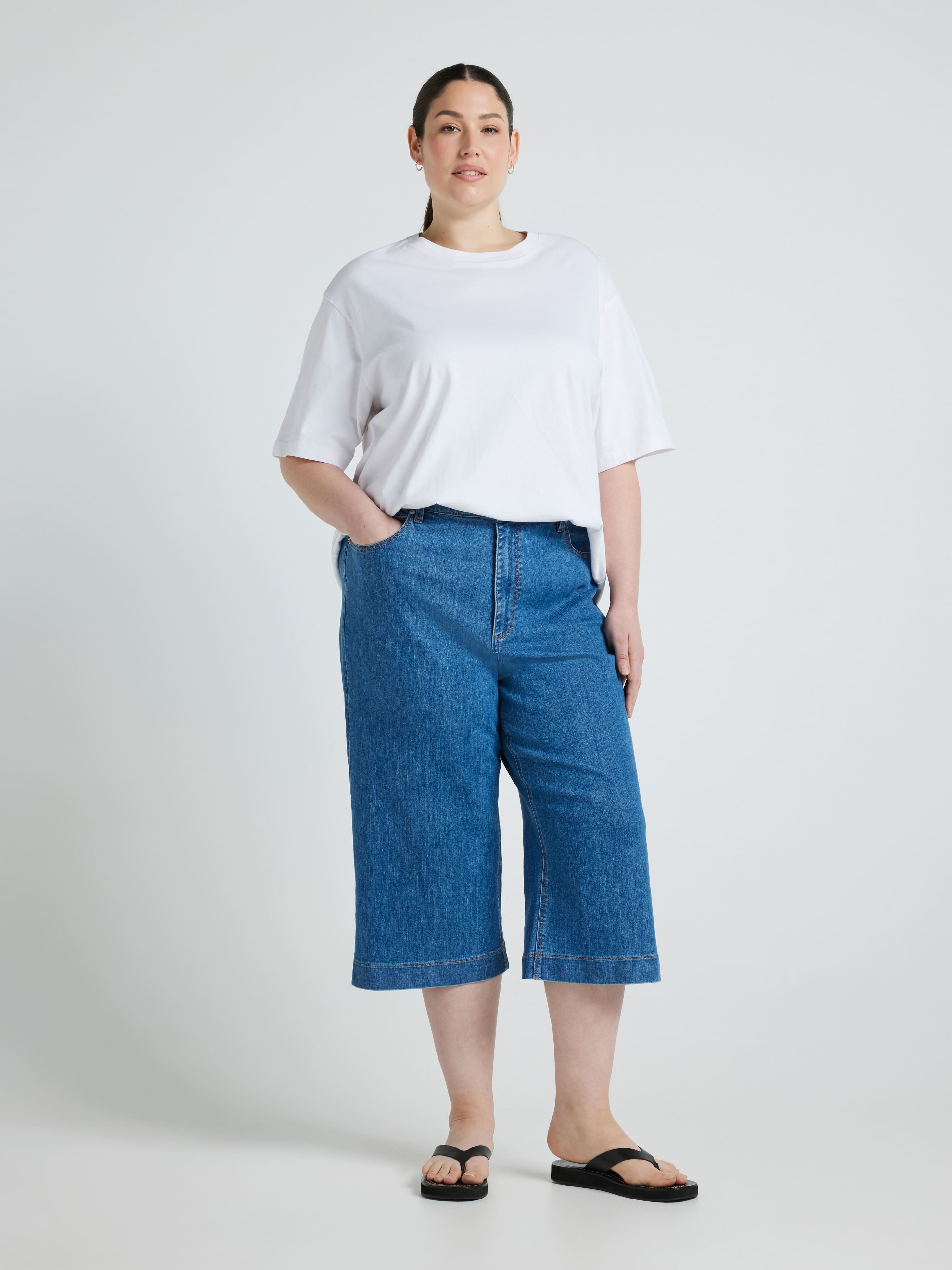 Curve Originals High Rise Pintuck Capri
