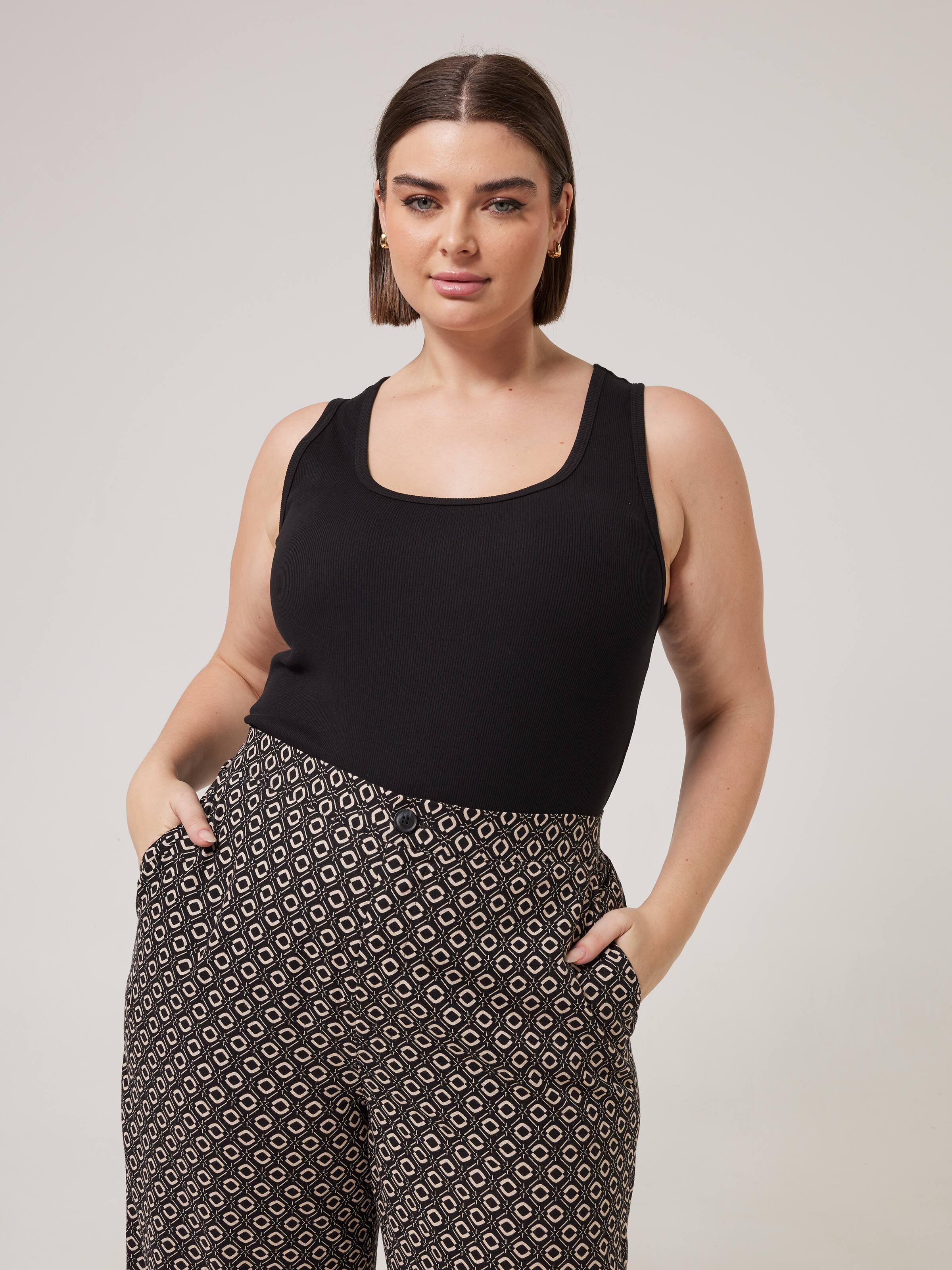 Curve Kate Scoop Neck Rib Tank