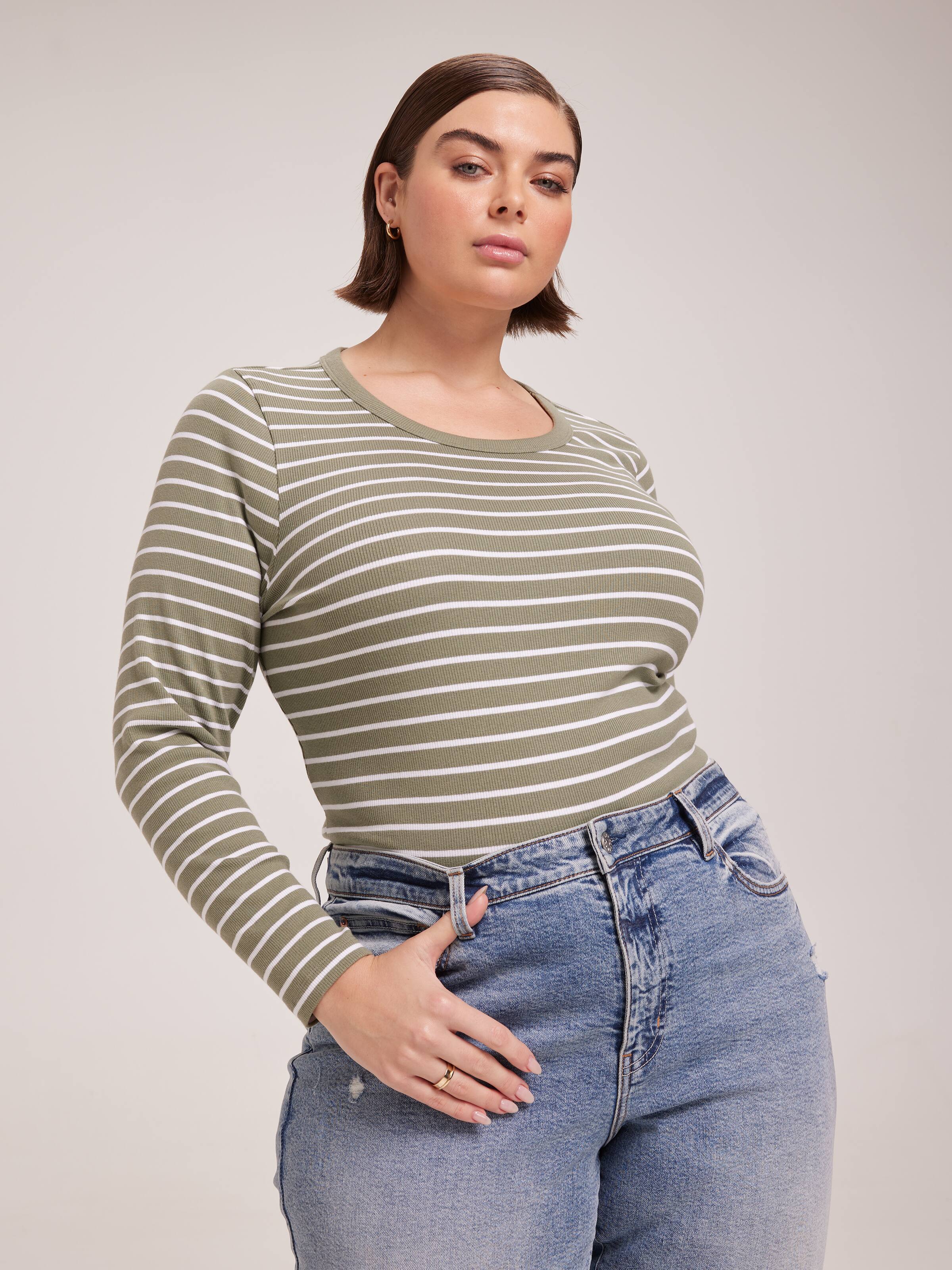 Curve Rib Crew Neck Top