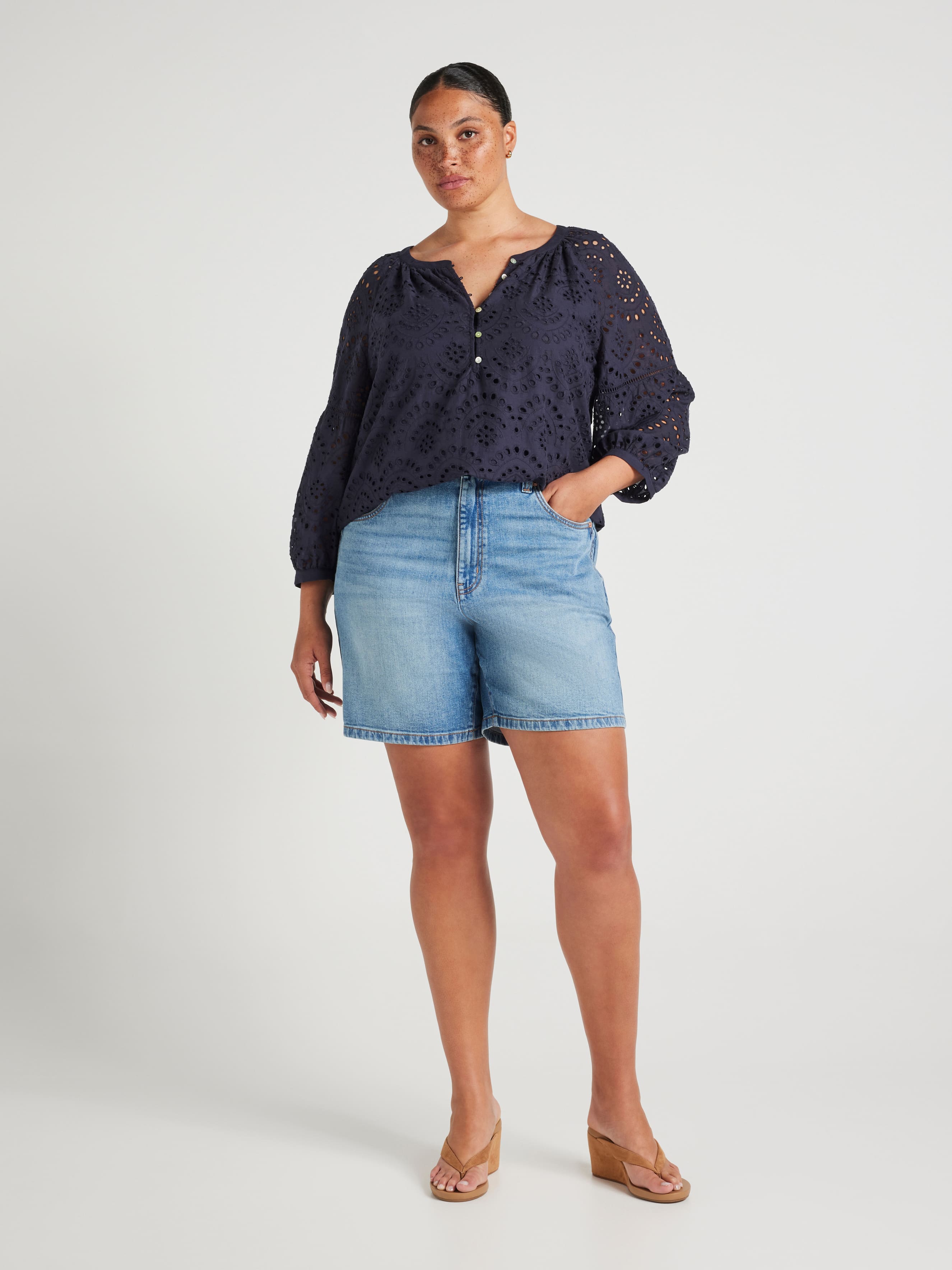 Curve Mia Textured 3/4 Sleeve Blouse