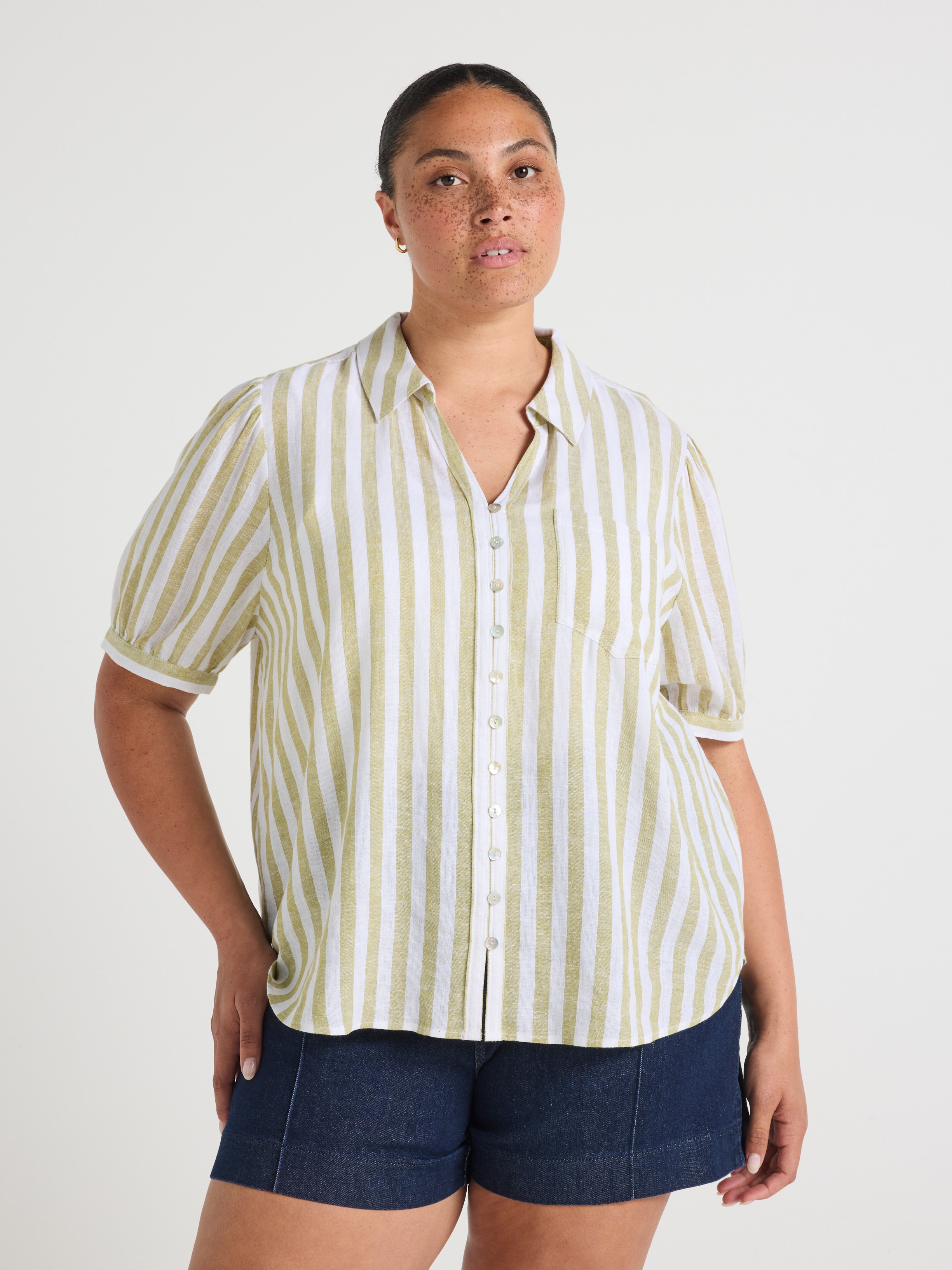 Curve Giselle Short Sleeve Shirt
