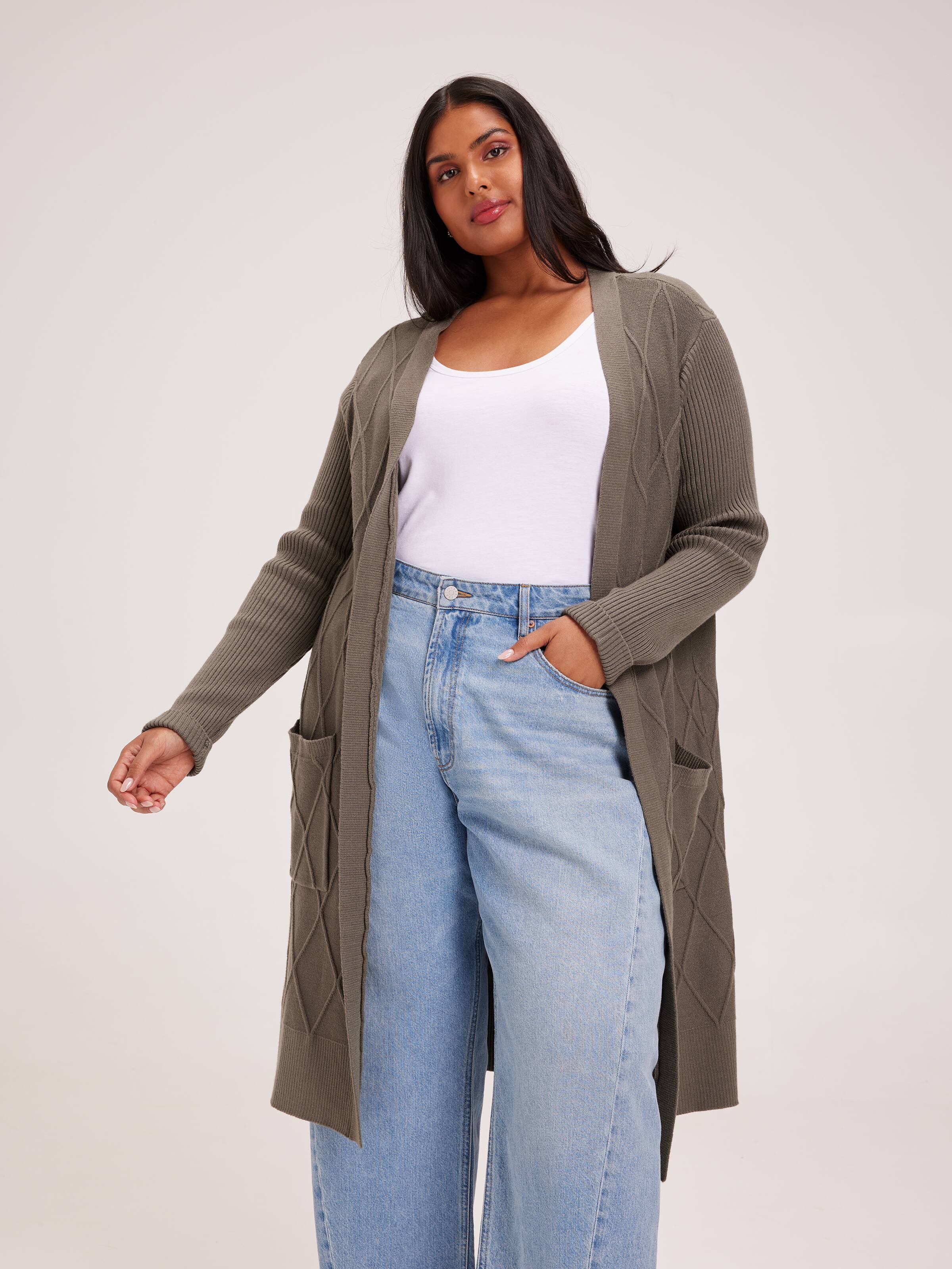 Curve Esme Diamond Detail Midi Cardi
