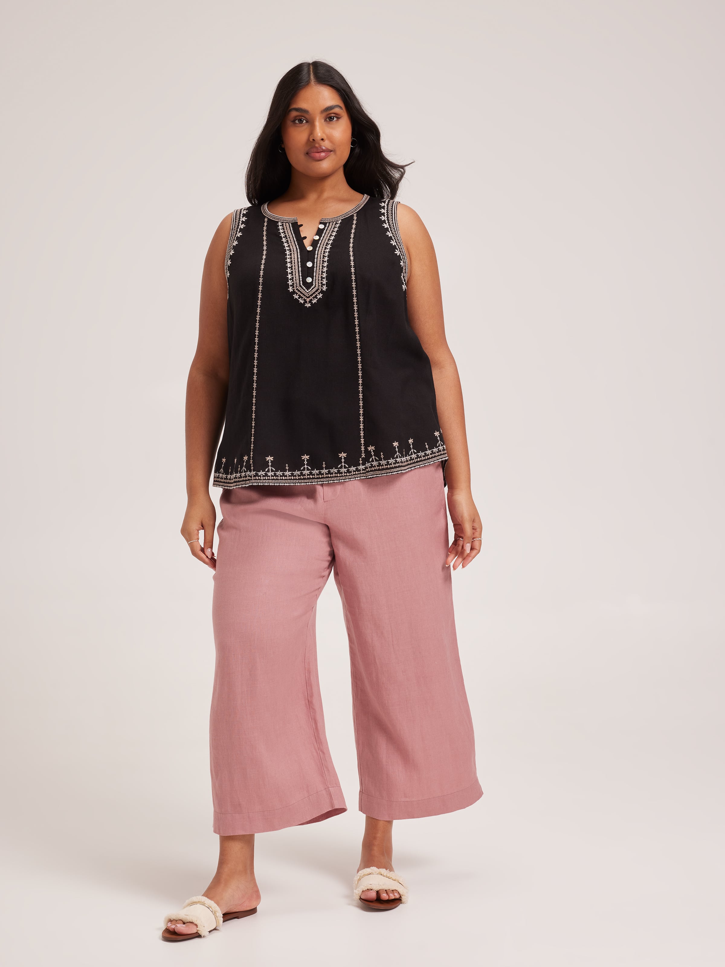 Curve Ariel Embroidered Tank