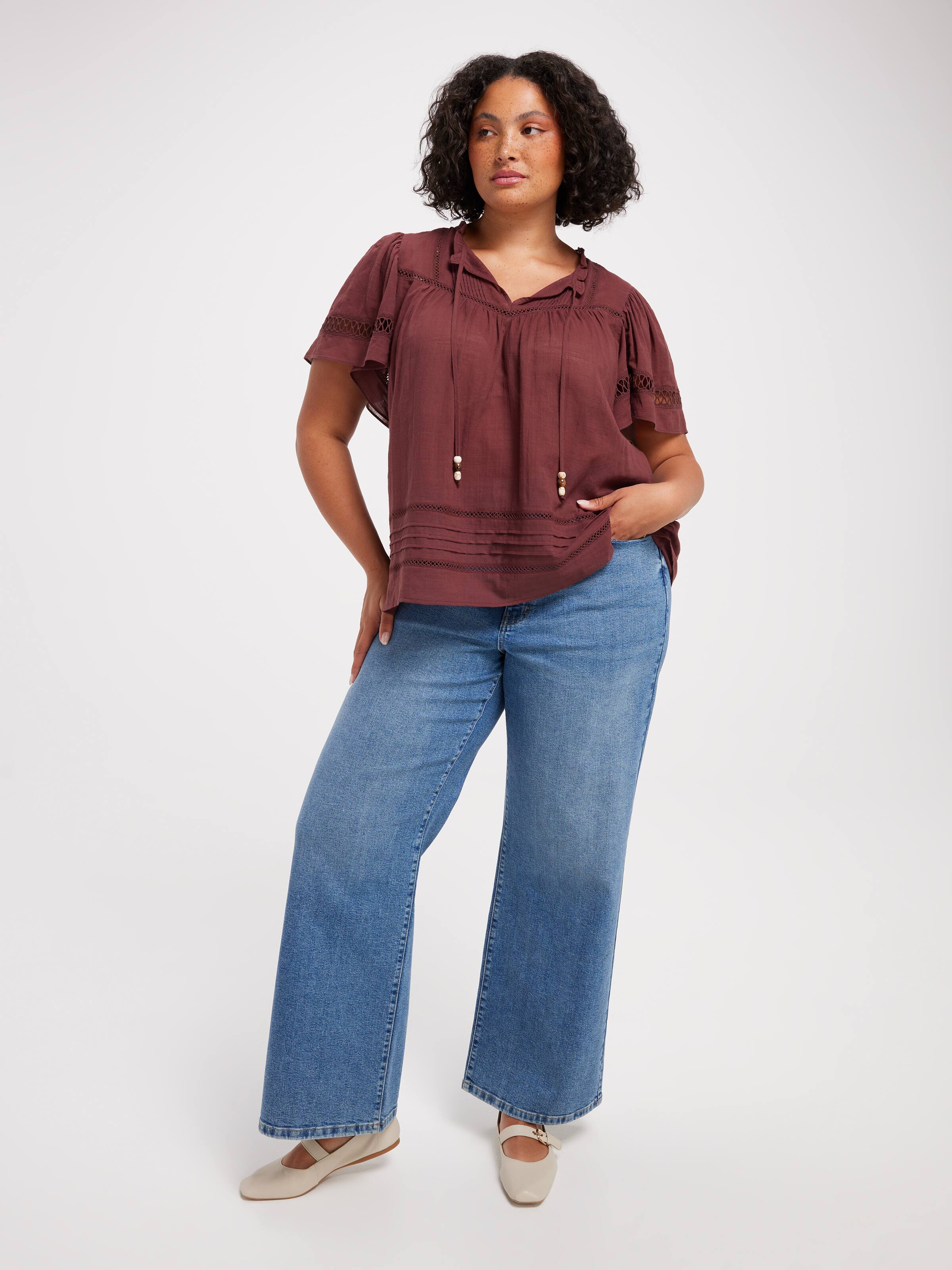 Medina Short Sleeve Lace Insert Top