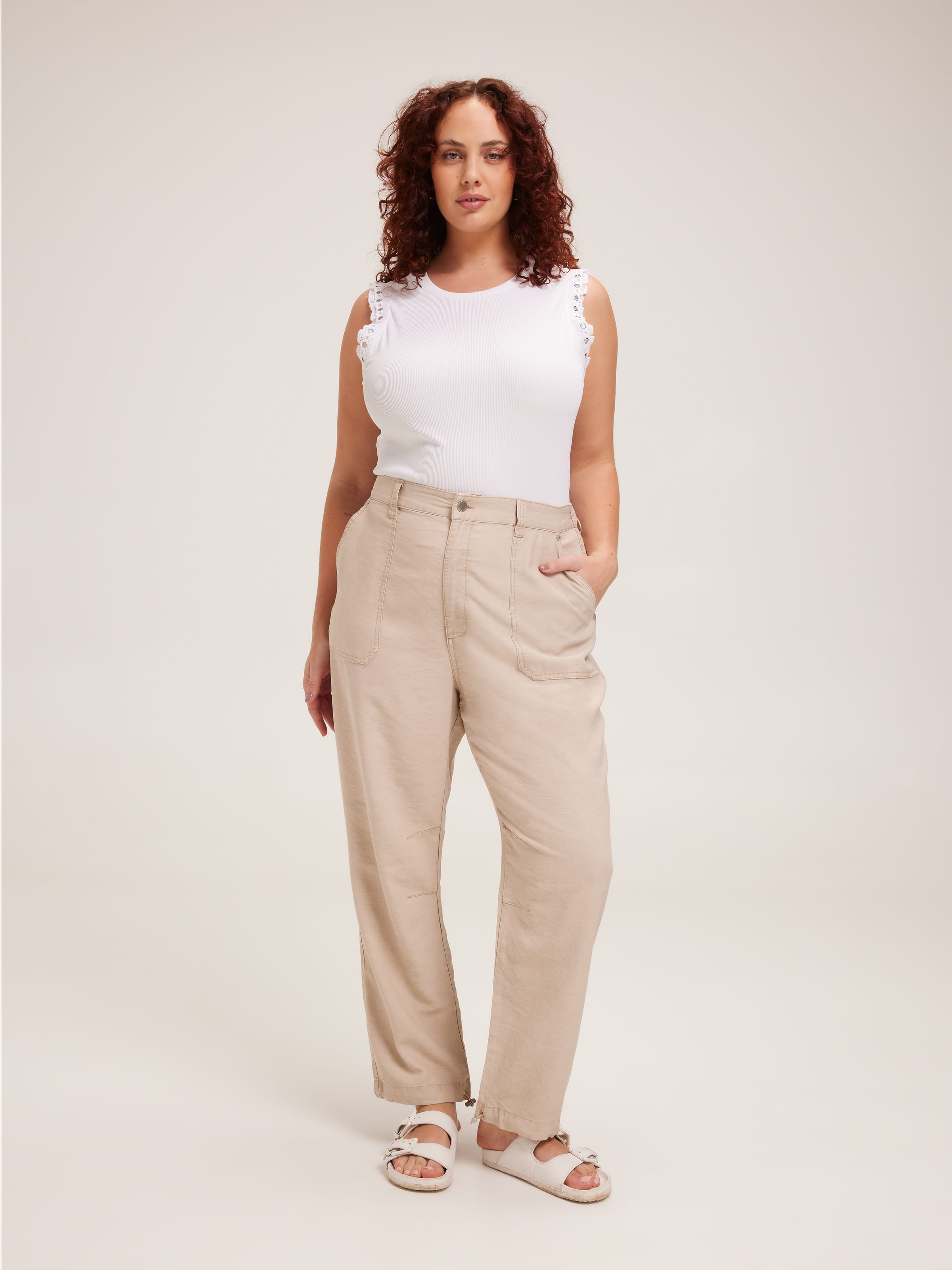 Curve Liv Eyelet Top