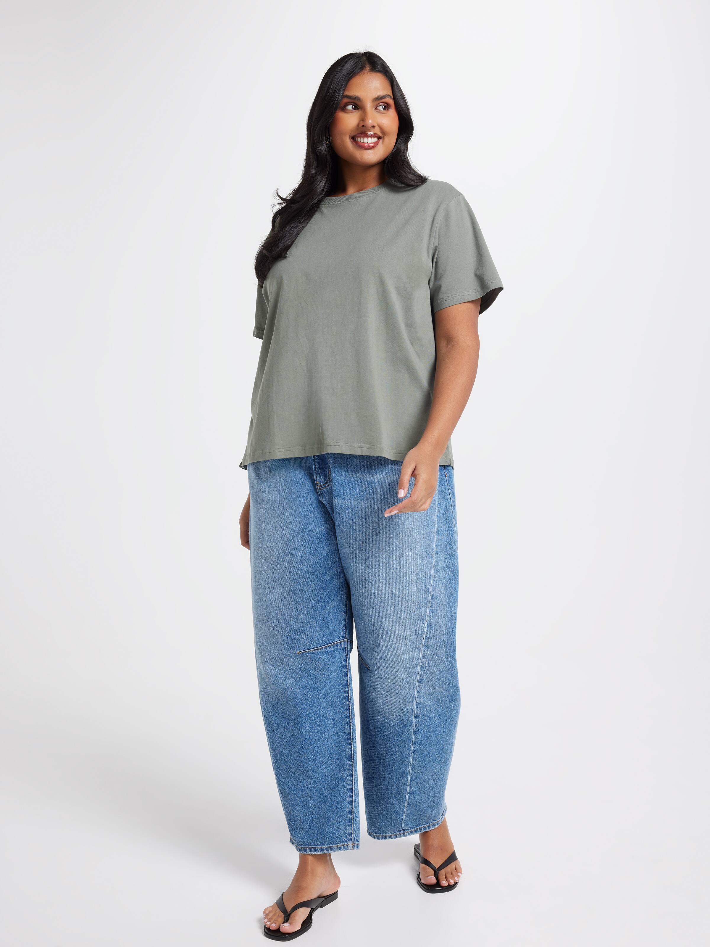 Curve Everyday Regular Tee