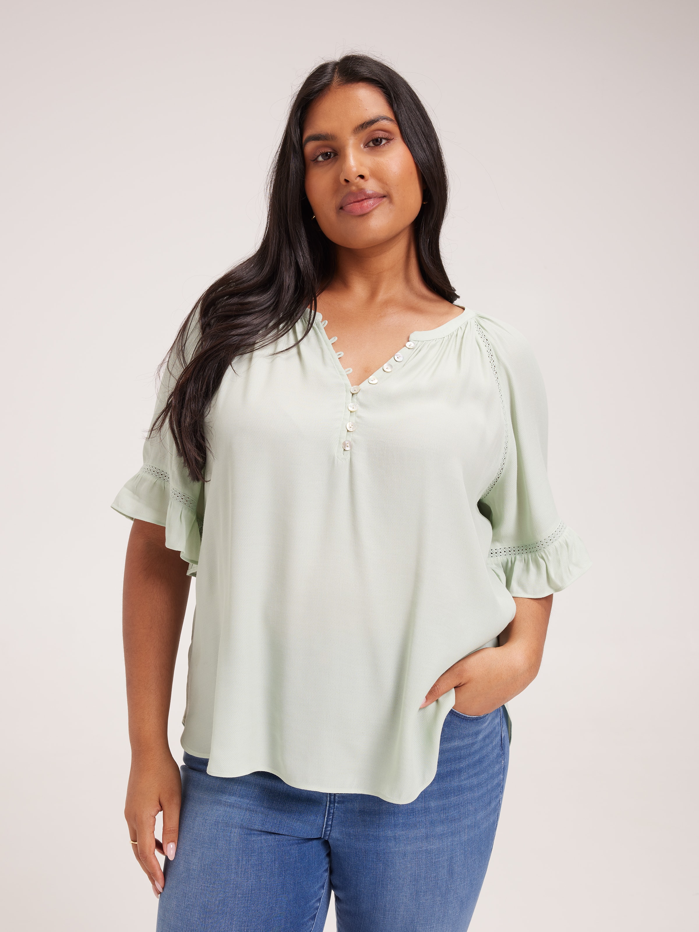 Curve Sydney Placket Front Top