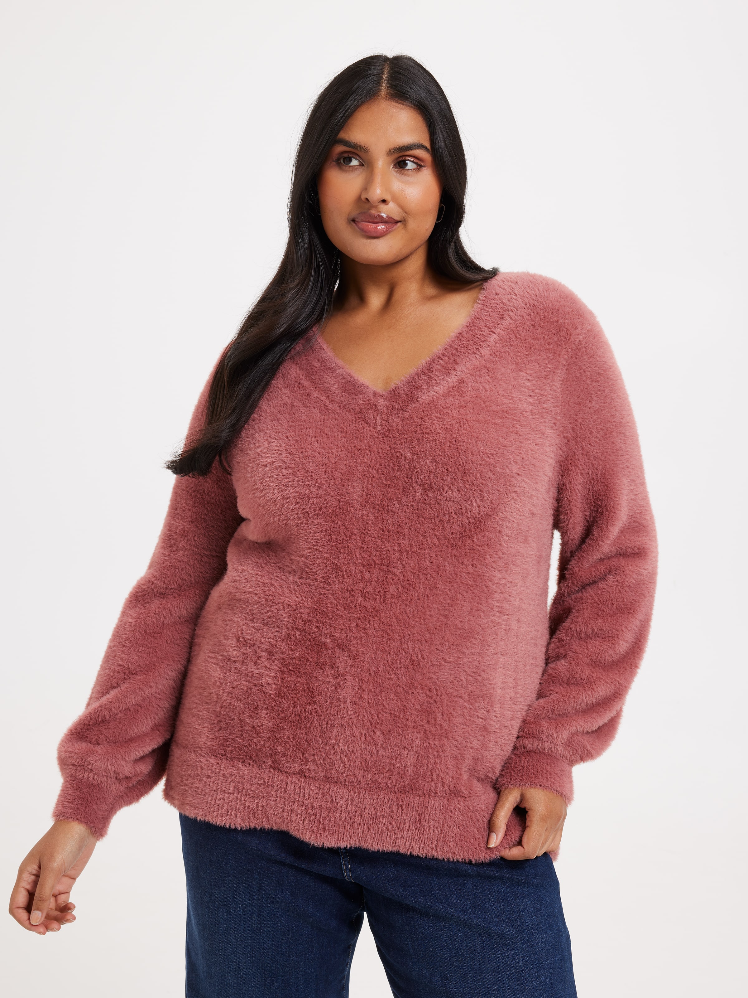 Curve Delilah V-Neck Eyelash Pullover