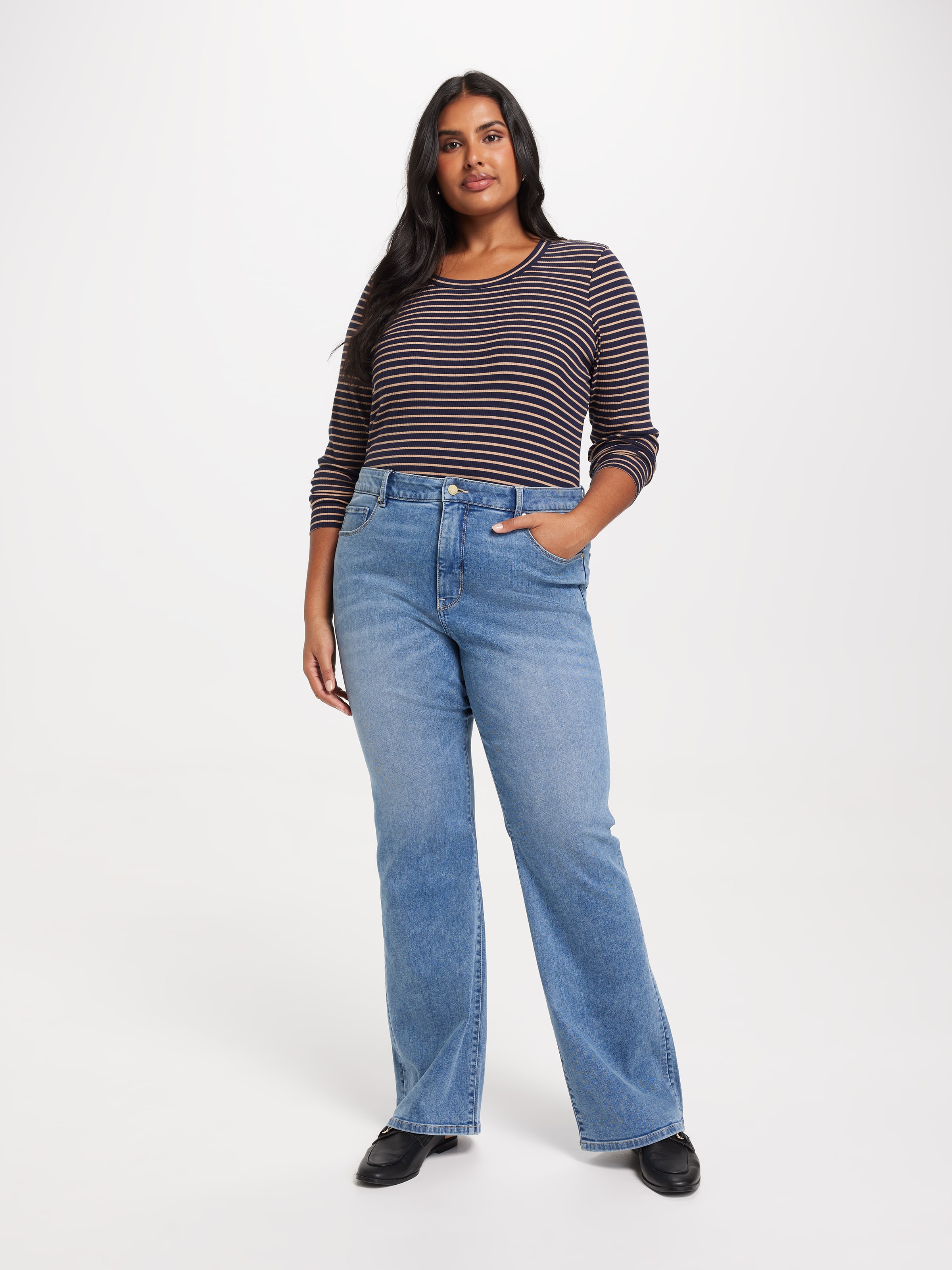 Curve Rib Long Sleeve Crew Neck Top