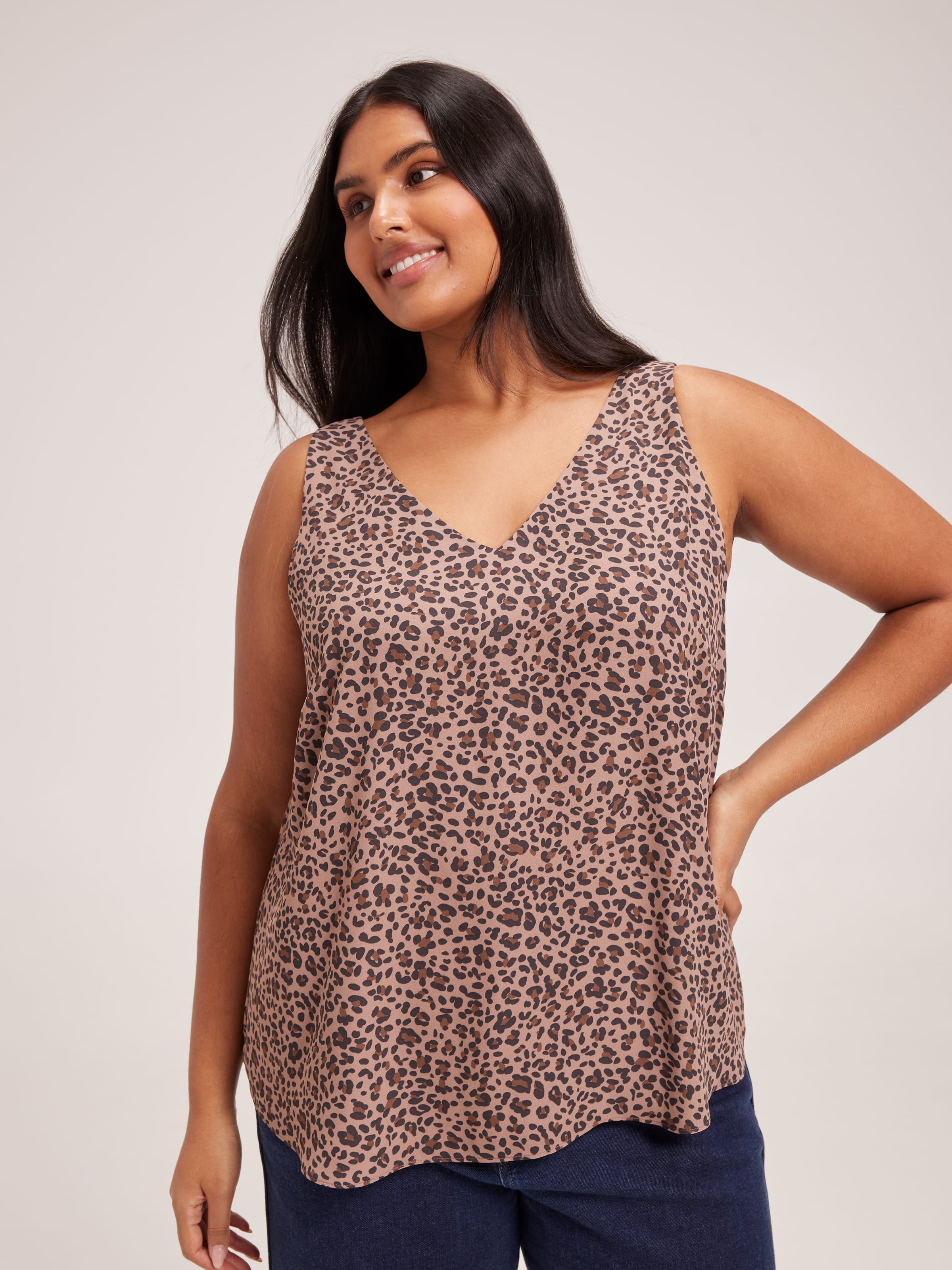 Curve Sia Tank
