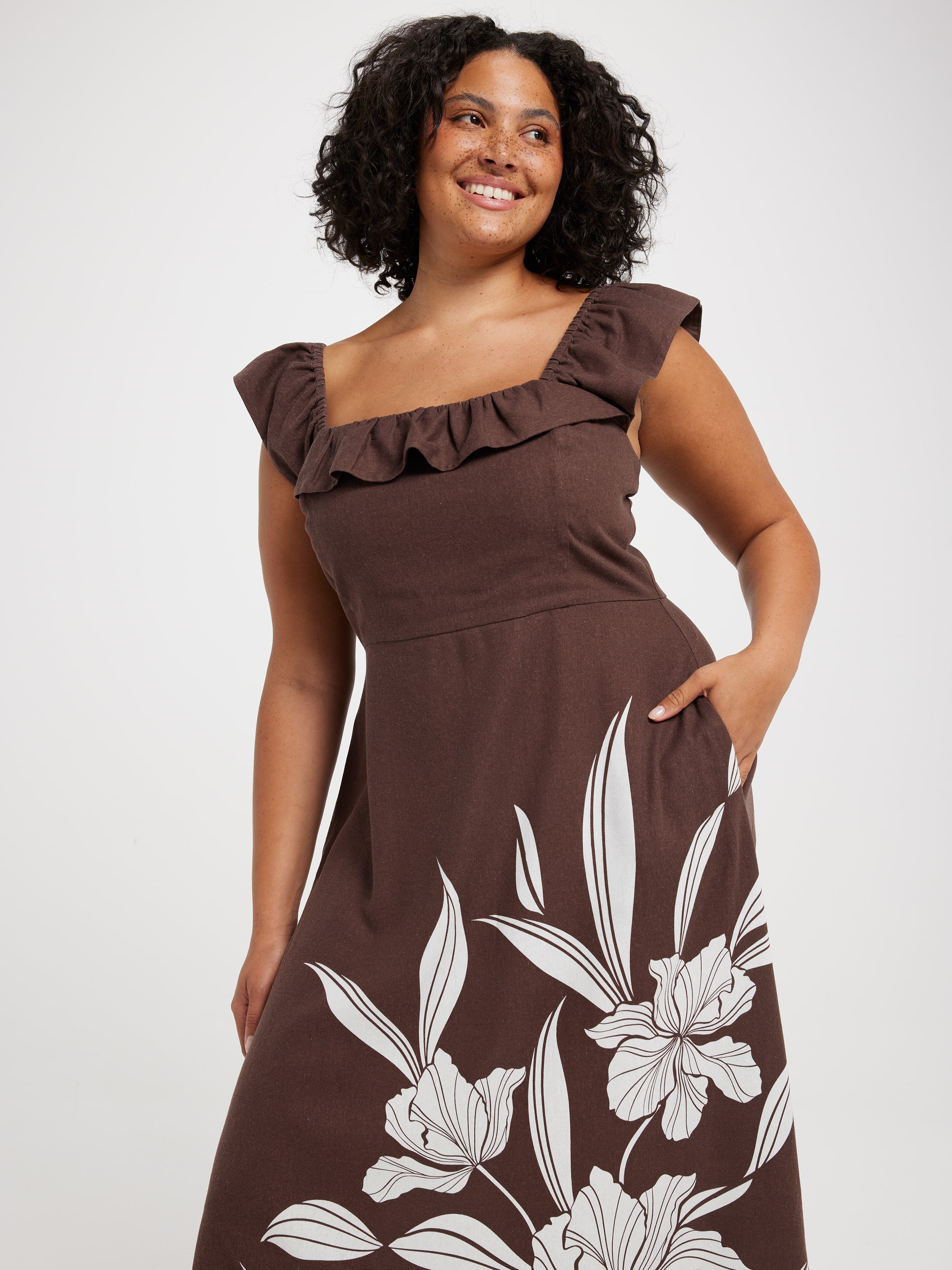 Curve Skylar Ruffled Midi Dress