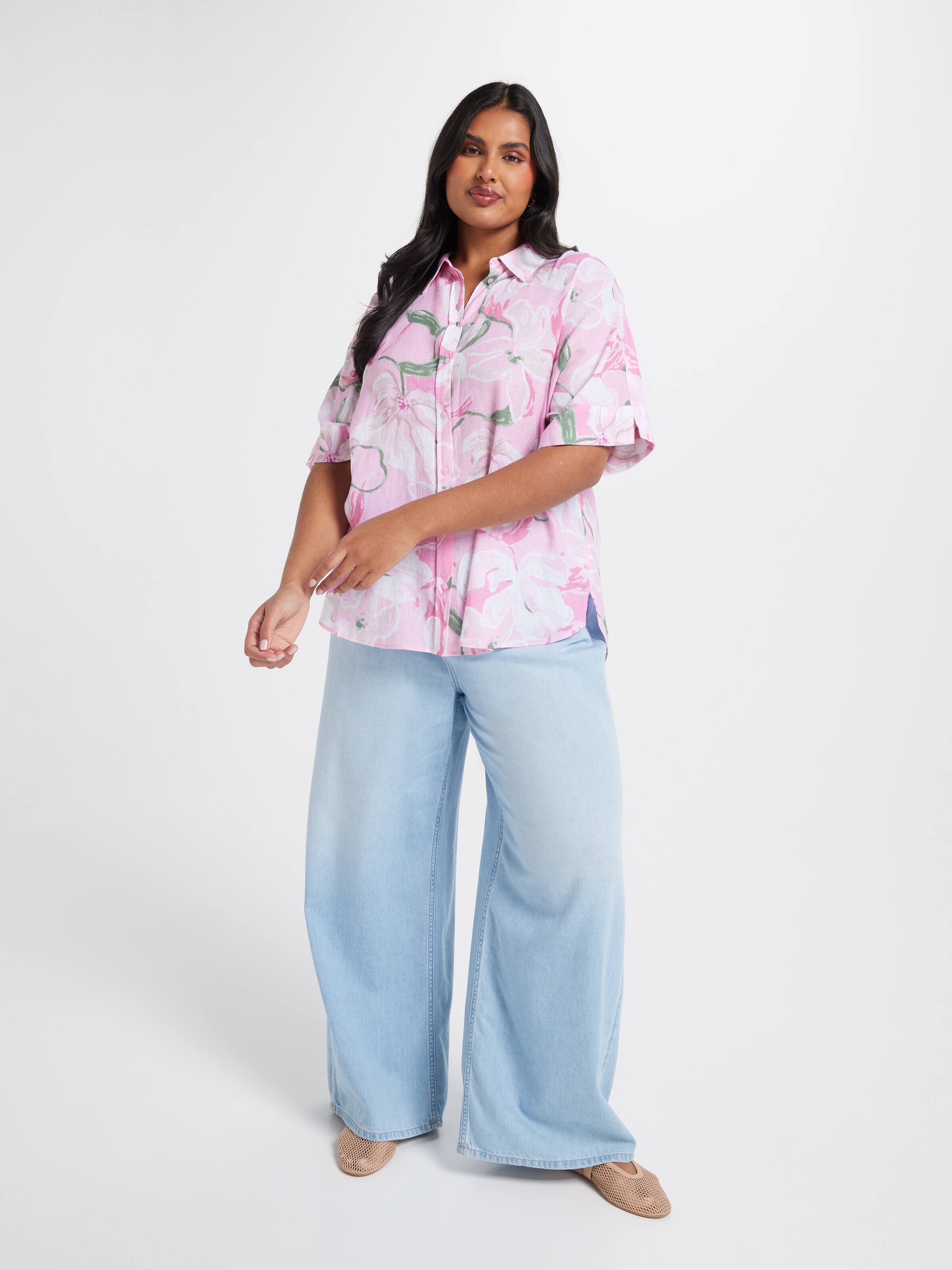 Curve Leslee Short Sleeve Shirt