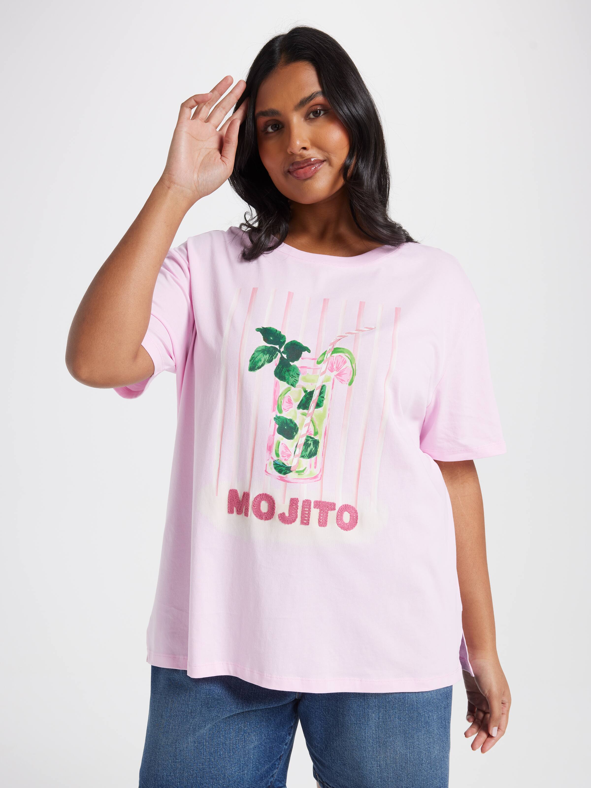 Curve Antonia Oversized Graphic Tee